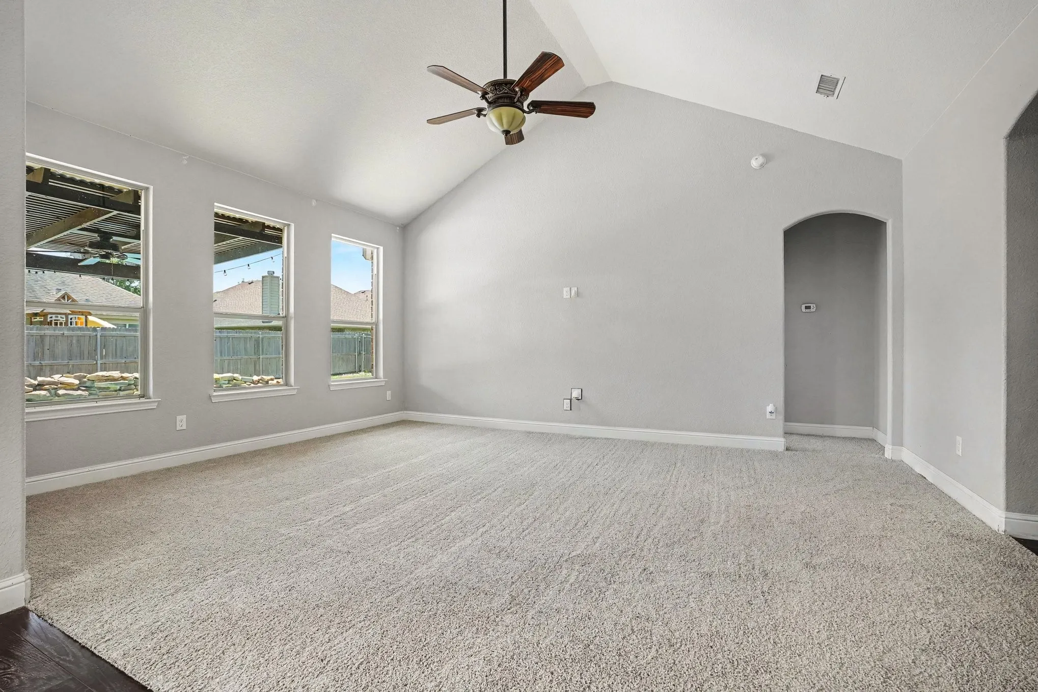 Single Family Residence For Sale in Tarrant County , 4310 Garden Path Lane, Mansfield, Texas 76063, 3 Bedroom, 3 Bathroom, 2 Garage spaces, 2,846 Sqft, built in 2012, mls#21321310, Real Estate Agent in Mansfield, Homes For Sale in Tarrant county, Homes For Sale in Mansfield, Realtor in Mansfield Texas, Real Estate Brokerage Independent Realty Texas, Luminita Cordes Realtor
