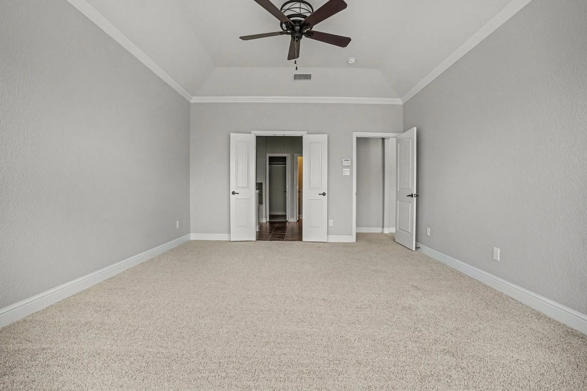 Single Family Residence For Sale in Tarrant County , 4310 Garden Path Lane, Mansfield, Texas 76063, 3 Bedroom, 3 Bathroom, 2 Garage spaces, 2,846 Sqft, built in 2012, mls#21321310, Real Estate Agent in Mansfield, Homes For Sale in Tarrant county, Homes For Sale in Mansfield, Realtor in Mansfield Texas, Real Estate Brokerage Independent Realty Texas, Luminita Cordes Realtor