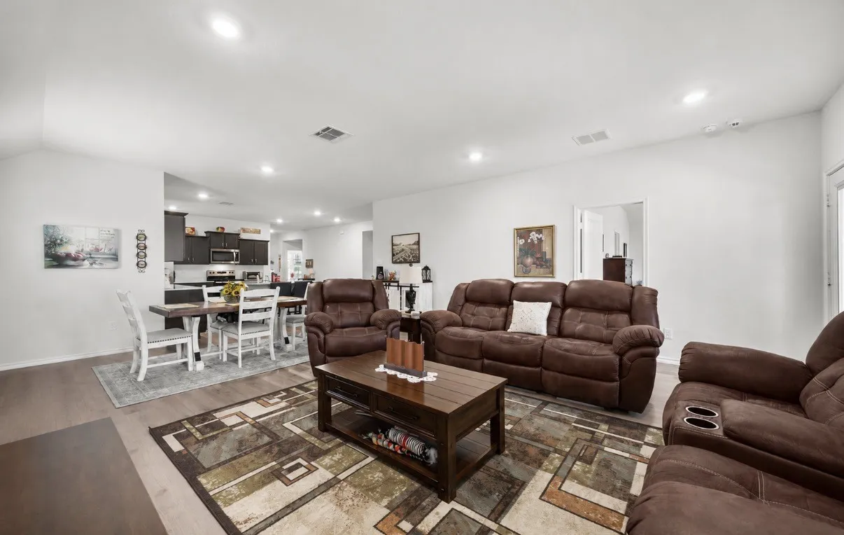 Single Family Residence For Sale in Hunt County , 208 Redstone Lane, Caddo Mills, Texas 75135, 4 Bedroom, 2 Bathroom, 2 Garage spaces, 2,106 Sqft, built in 2023, mls#21321852, Real Estate Agent in Caddo Mills, Homes For Sale in Hunt county, Homes For Sale in Caddo Mills, Realtor in Caddo Mills Texas, Real Estate Brokerage Independent Realty Texas, Luminita Cordes Realtor