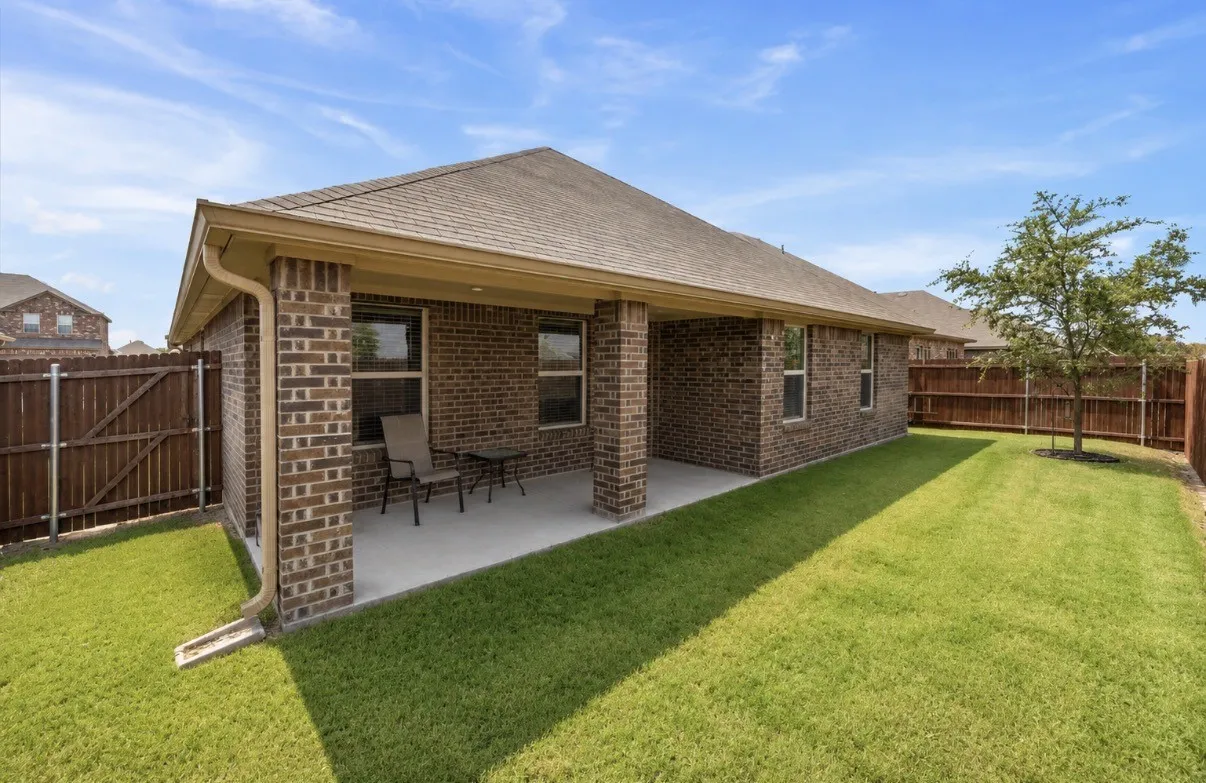 Single Family Residence For Sale in Hunt County , 208 Redstone Lane, Caddo Mills, Texas 75135, 4 Bedroom, 2 Bathroom, 2 Garage spaces, 2,106 Sqft, built in 2023, mls#21321852, Real Estate Agent in Caddo Mills, Homes For Sale in Hunt county, Homes For Sale in Caddo Mills, Realtor in Caddo Mills Texas, Real Estate Brokerage Independent Realty Texas, Luminita Cordes Realtor