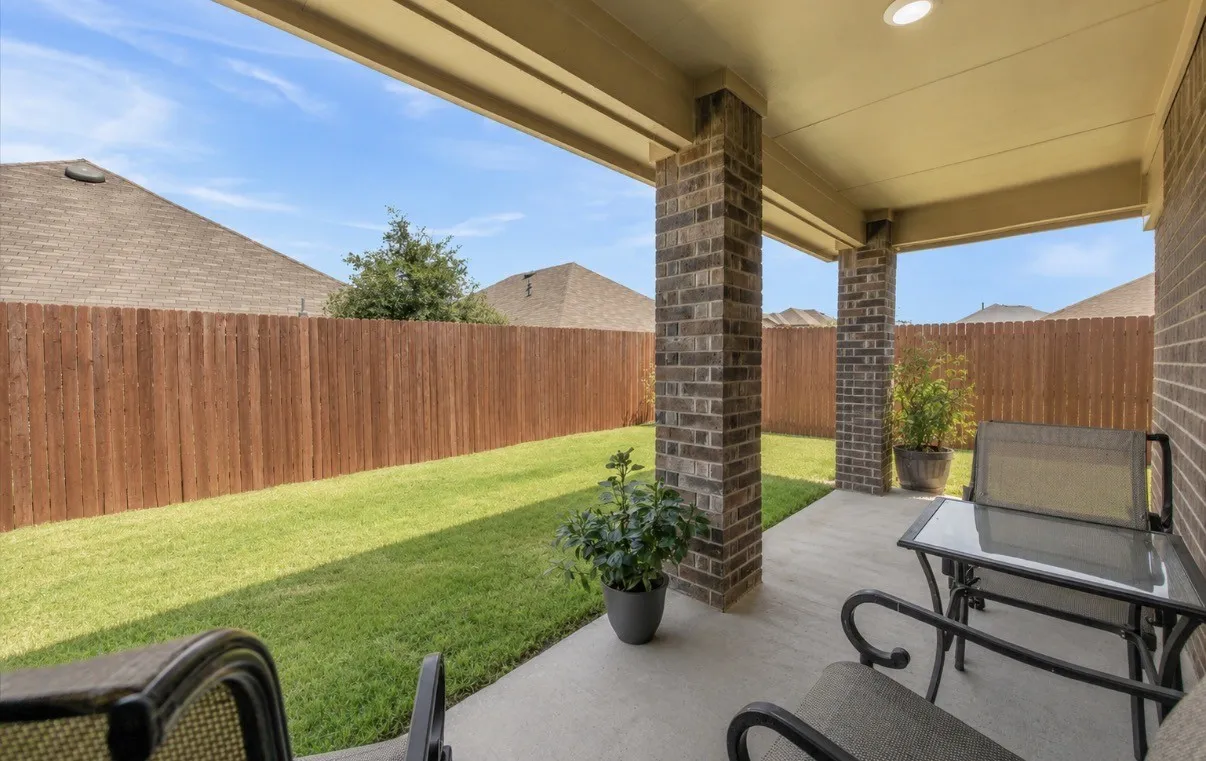 Single Family Residence For Sale in Hunt County , 208 Redstone Lane, Caddo Mills, Texas 75135, 4 Bedroom, 2 Bathroom, 2 Garage spaces, 2,106 Sqft, built in 2023, mls#21321852, Real Estate Agent in Caddo Mills, Homes For Sale in Hunt county, Homes For Sale in Caddo Mills, Realtor in Caddo Mills Texas, Real Estate Brokerage Independent Realty Texas, Luminita Cordes Realtor