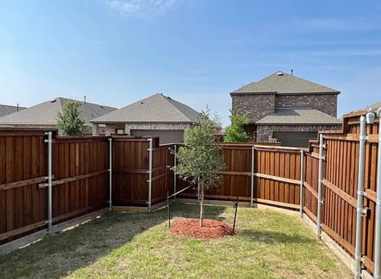 Single Family Residence For Rent in Denton County , 2372 Pyrite Drive, Little Elm, Texas 76227, 4 Bedroom, 2 Bathroom, 2 Garage spaces, 1,568 Sqft, built in 2021, mls#21321874, Real Estate Agent in Little Elm, Homes For Rent in Denton county, Homes For Rent in Little Elm, Realtor in Little Elm Texas, Real Estate Brokerage Independent Realty Texas, Luminita Cordes Realtor