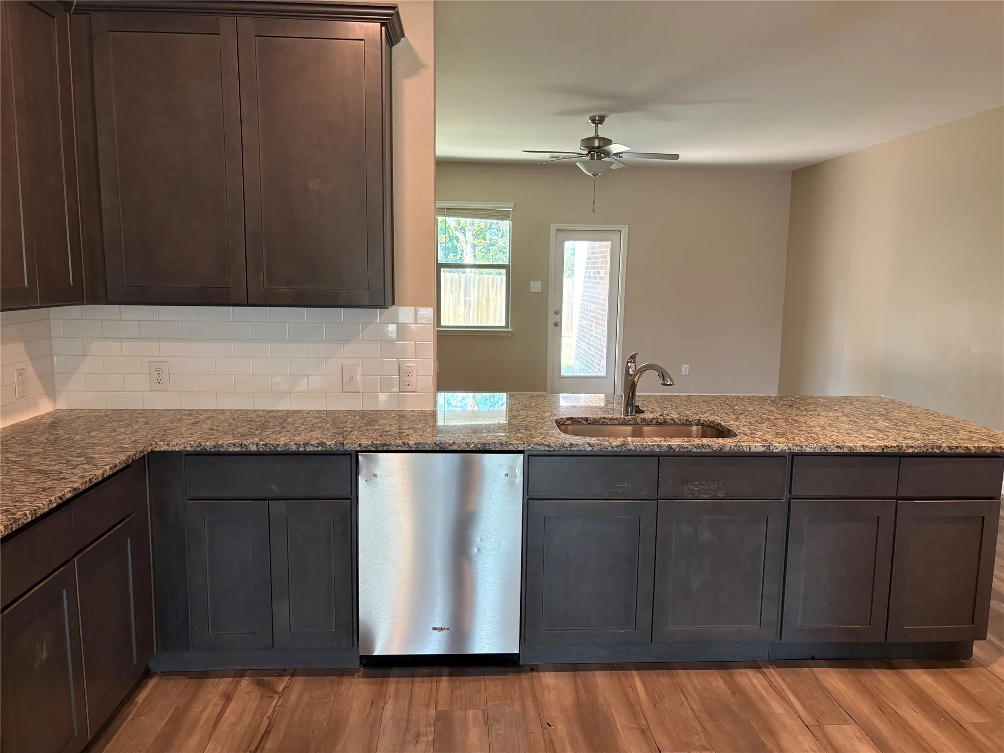 Single Family Residence For Rent in Collin County , 2014 Sandalwood Way, Princeton, Texas 75407, 3 Bedroom, 2 Bathroom, 2 Garage spaces, 1,929 Sqft, built in 2021, mls#21321308, Real Estate Agent in Princeton, Homes For Rent in Collin county, Homes For Rent in Princeton, Realtor in Princeton Texas, Real Estate Brokerage Independent Realty Texas, Luminita Cordes Realtor