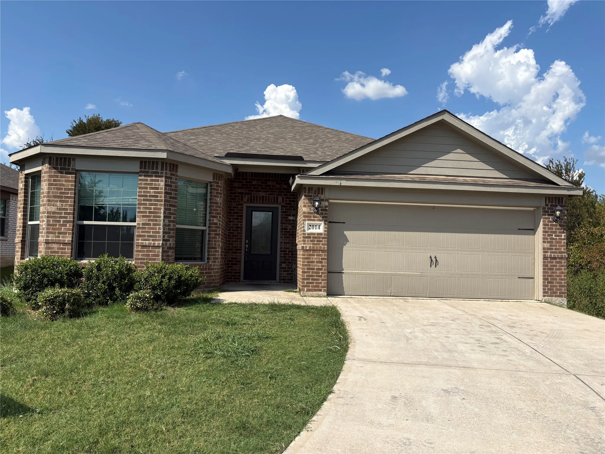 Single Family Residence For Rent in Collin County , 2014 Sandalwood Way, Princeton, Texas 75407, 3 Bedroom, 2 Bathroom, 2 Garage spaces, 1,929 Sqft, built in 2021, mls#21321308, Real Estate Agent in Princeton, Homes For Rent in Collin county, Homes For Rent in Princeton, Realtor in Princeton Texas, Real Estate Brokerage Independent Realty Texas, Luminita Cordes Realtor