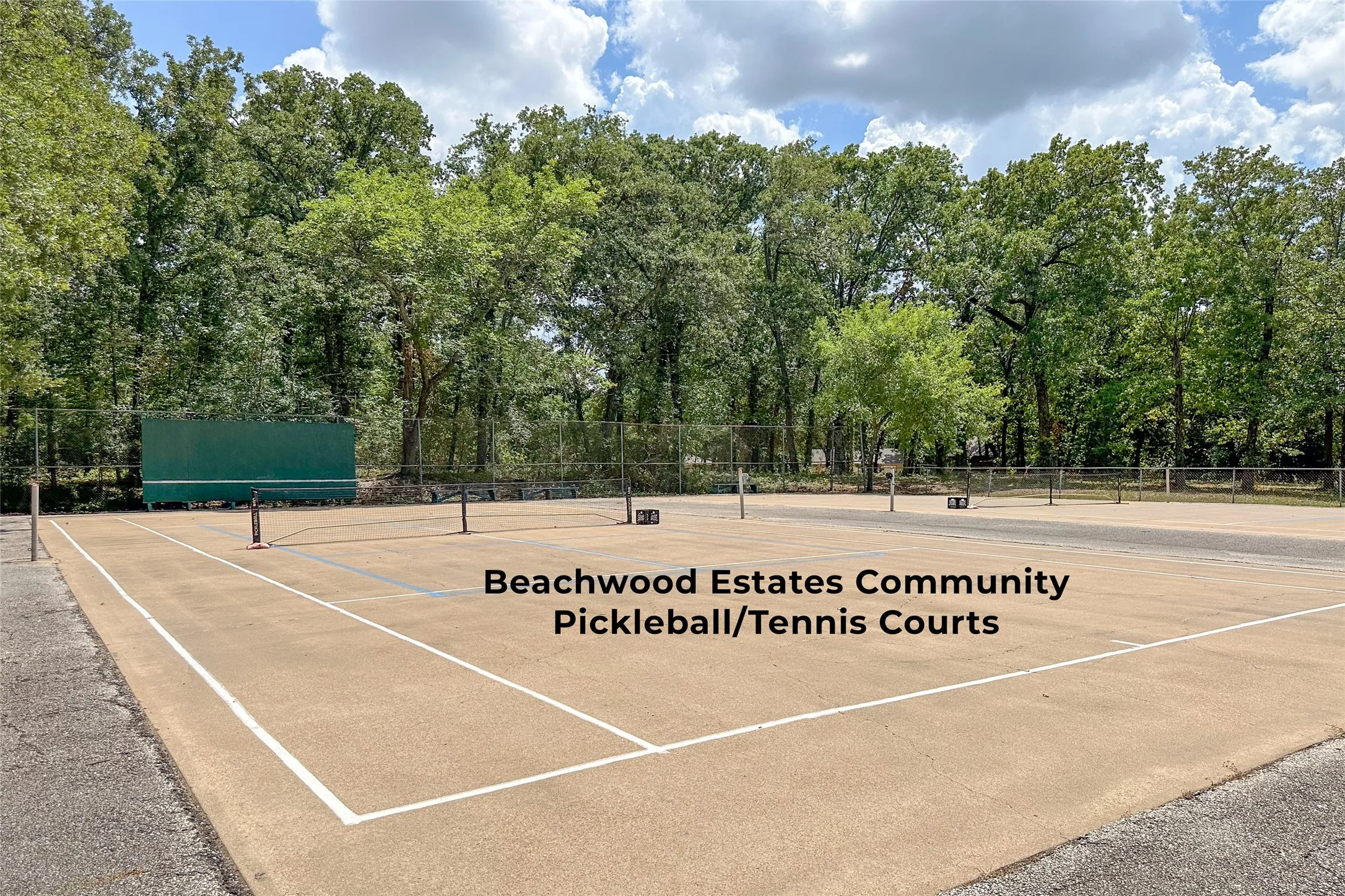Single Family Residence For Sale in Henderson County , 119 Driftwood Drive, Trinidad, Texas 75163, 3 Bedroom, 2 Bathroom, 2 Garage spaces, 1,645 Sqft, built in 2025, mls#21321832, Real Estate Agent in Trinidad, Homes For Sale in Henderson county, Homes For Sale in Trinidad, Realtor in Trinidad Texas, Real Estate Brokerage Independent Realty Texas, Luminita Cordes Realtor