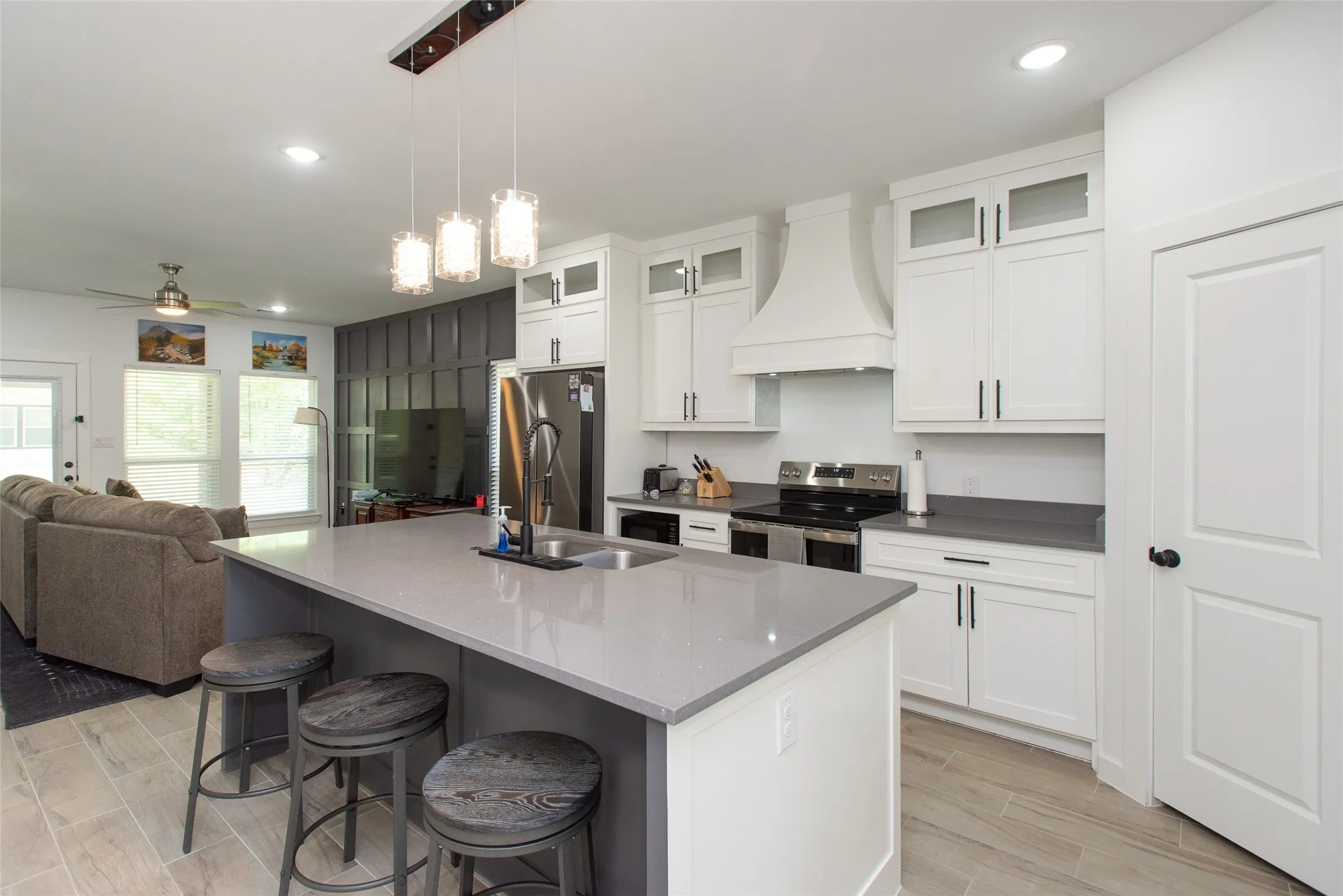 Single Family Residence For Sale in Henderson County , 119 Driftwood Drive, Trinidad, Texas 75163, 3 Bedroom, 2 Bathroom, 2 Garage spaces, 1,645 Sqft, built in 2025, mls#21321832, Real Estate Agent in Trinidad, Homes For Sale in Henderson county, Homes For Sale in Trinidad, Realtor in Trinidad Texas, Real Estate Brokerage Independent Realty Texas, Luminita Cordes Realtor