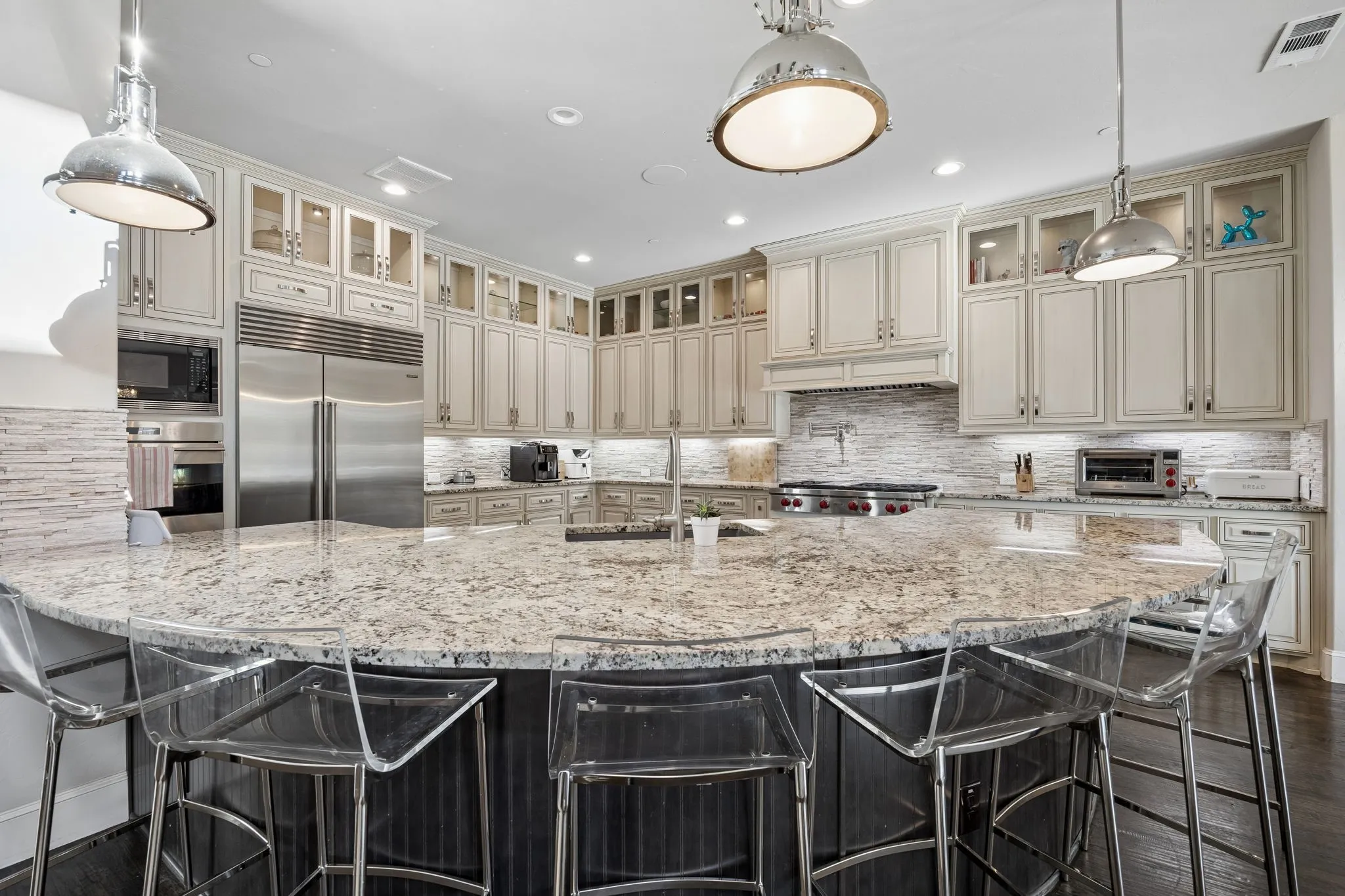 Single Family Residence For Sale in Tarrant County , 1008 Lexington Terrace, Southlake, Texas 76092, 5 Bedroom, 7 Bathroom, 4 Garage spaces, 6,365 Sqft, built in 2015, mls#21321721, Real Estate Agent in Southlake, Homes For Sale in Tarrant county, Homes For Sale in Southlake, Realtor in Southlake Texas, Real Estate Brokerage Independent Realty Texas, Luminita Cordes Realtor