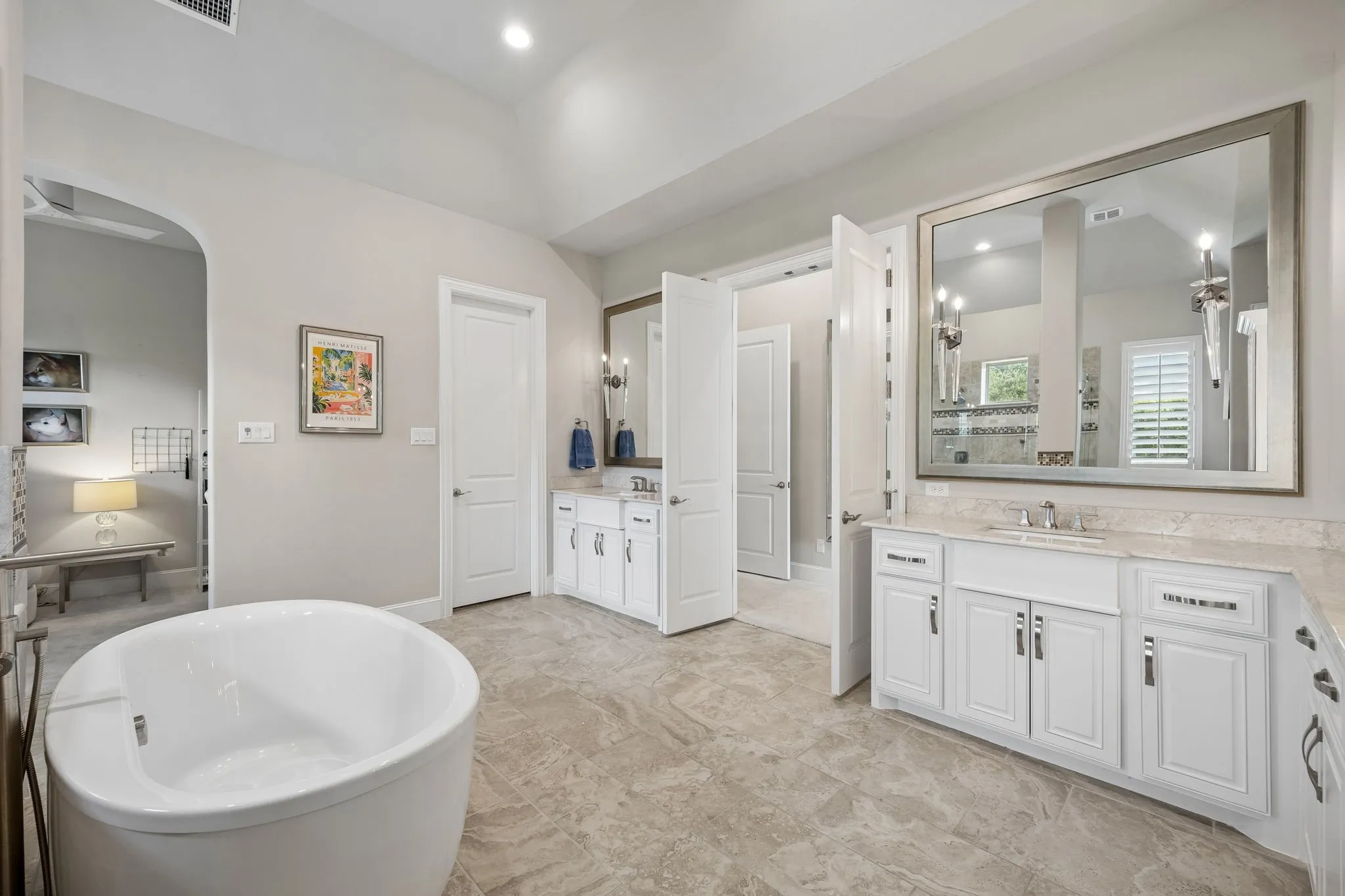 Single Family Residence For Sale in Tarrant County , 1008 Lexington Terrace, Southlake, Texas 76092, 5 Bedroom, 7 Bathroom, 4 Garage spaces, 6,365 Sqft, built in 2015, mls#21321721, Real Estate Agent in Southlake, Homes For Sale in Tarrant county, Homes For Sale in Southlake, Realtor in Southlake Texas, Real Estate Brokerage Independent Realty Texas, Luminita Cordes Realtor