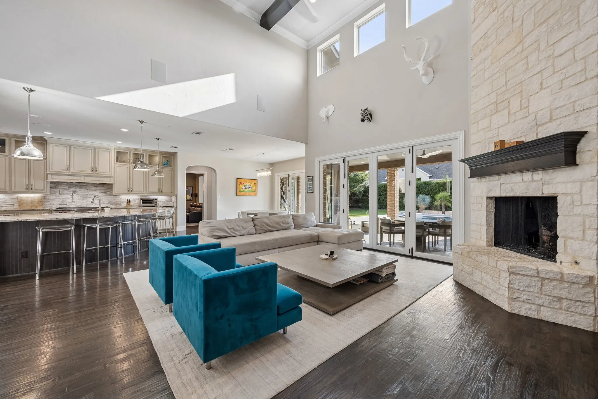 Single Family Residence For Sale in Tarrant County , 1008 Lexington Terrace, Southlake, Texas 76092, 5 Bedroom, 7 Bathroom, 4 Garage spaces, 6,365 Sqft, built in 2015, mls#21321721, Real Estate Agent in Southlake, Homes For Sale in Tarrant county, Homes For Sale in Southlake, Realtor in Southlake Texas, Real Estate Brokerage Independent Realty Texas, Luminita Cordes Realtor