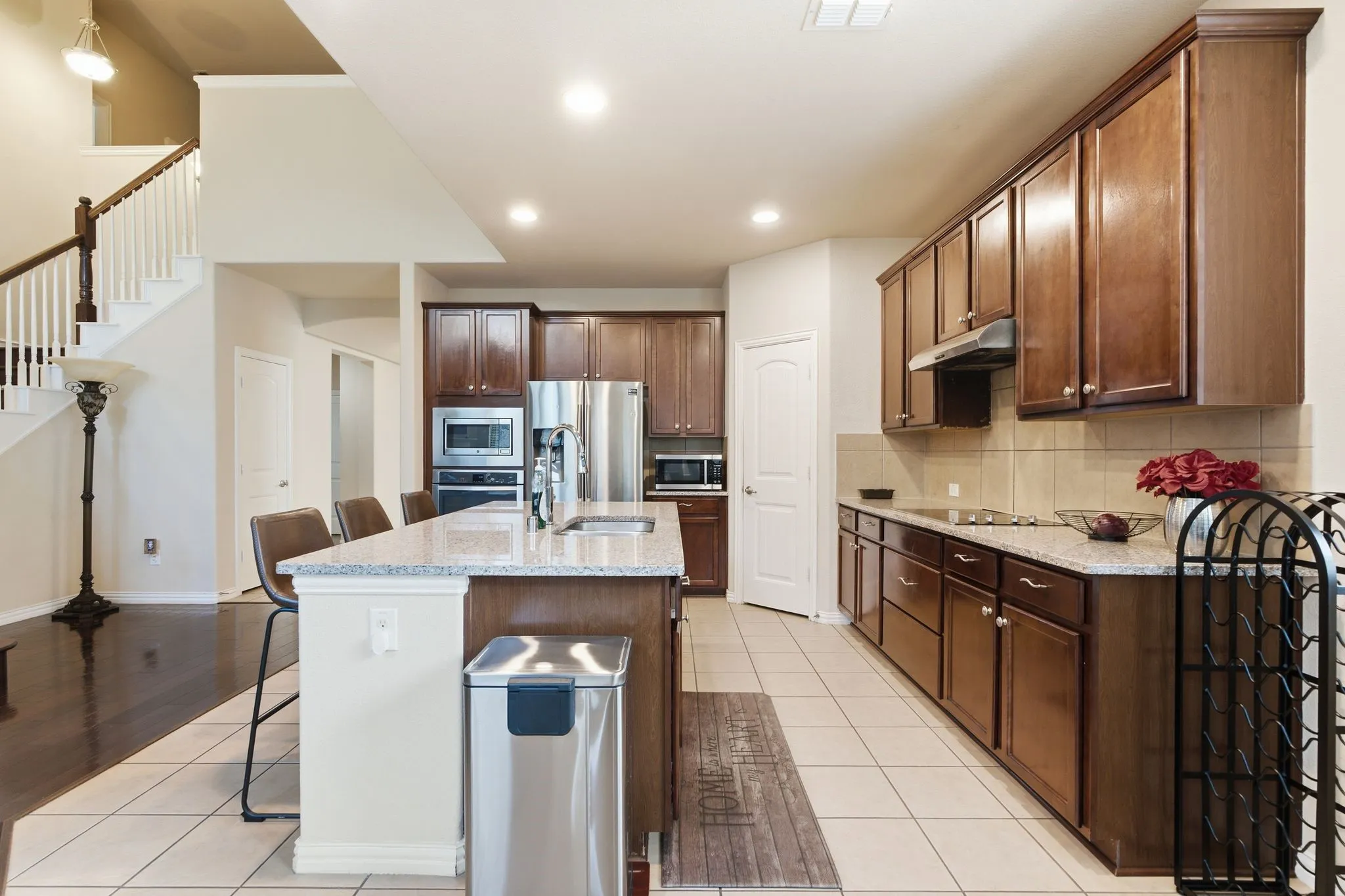 Single Family Residence For Sale in Denton County , 3052 Seabrook Drive, Little Elm, Texas 75068, 5 Bedroom, 3 Bathroom, 2 Garage spaces, 3,240 Sqft, built in 2014, mls#21321883, Real Estate Agent in Little Elm, Homes For Sale in Denton county, Homes For Sale in Little Elm, Realtor in Little Elm Texas, Real Estate Brokerage Independent Realty Texas, Luminita Cordes Realtor