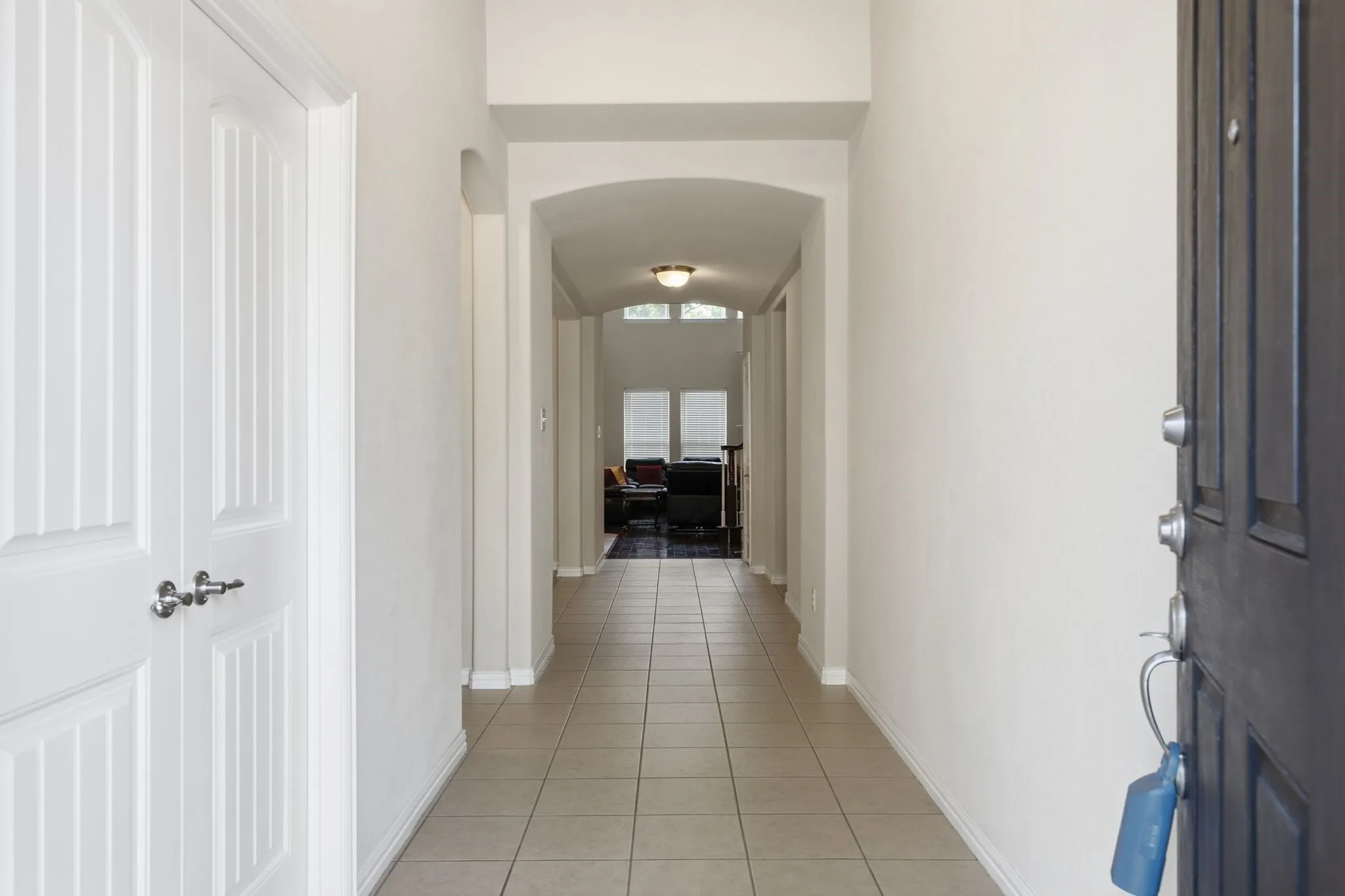 Single Family Residence For Sale in Denton County , 3052 Seabrook Drive, Little Elm, Texas 75068, 5 Bedroom, 3 Bathroom, 2 Garage spaces, 3,240 Sqft, built in 2014, mls#21321883, Real Estate Agent in Little Elm, Homes For Sale in Denton county, Homes For Sale in Little Elm, Realtor in Little Elm Texas, Real Estate Brokerage Independent Realty Texas, Luminita Cordes Realtor