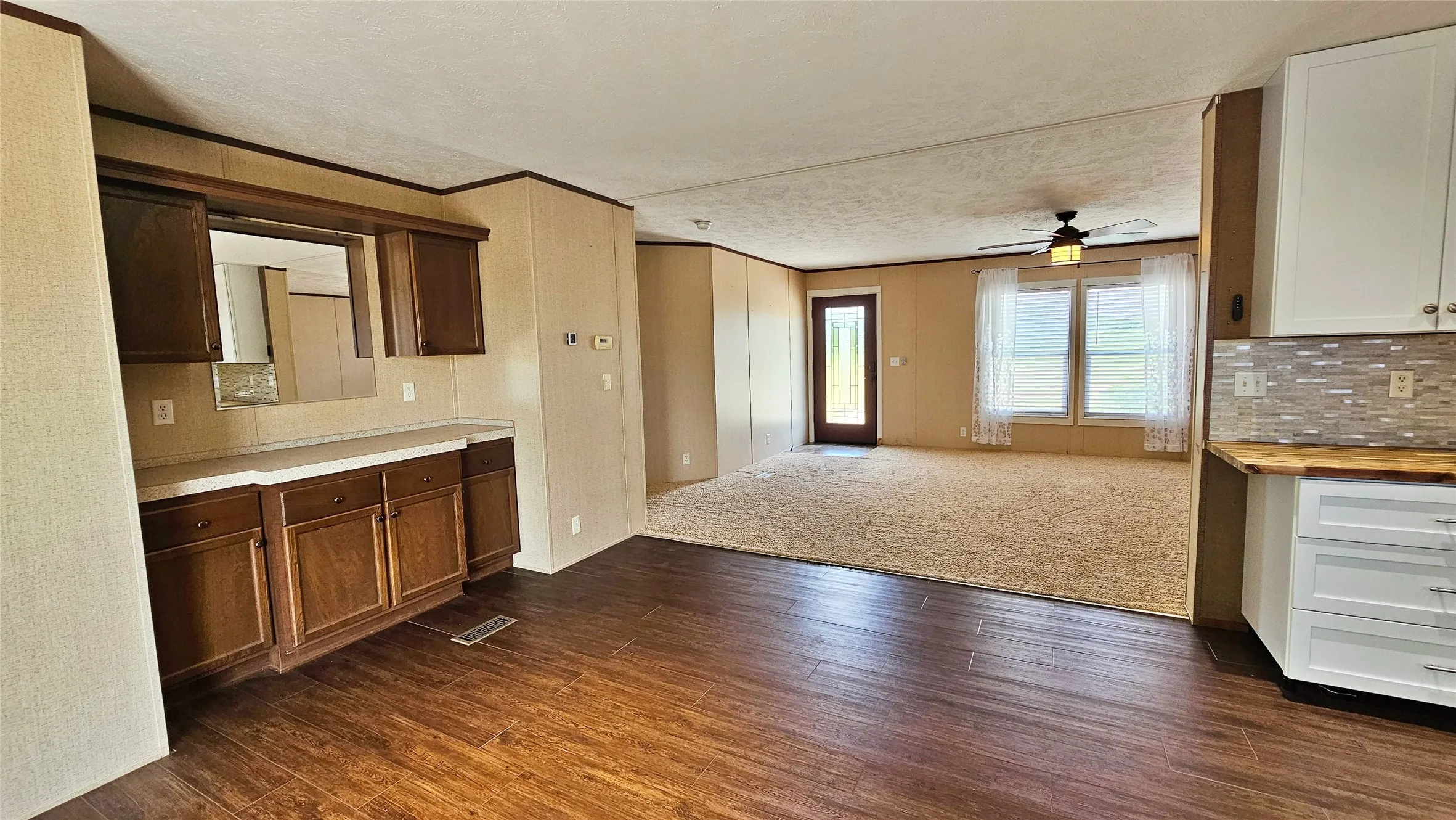 Farm For Sale in Hopkins County , 6818 Texas Highway 11 E, Sulphur Springs, Texas 75482, 4 Bedroom, 3 Bathroom, Garage spaces, 2,300 Sqft, built in 2013, mls#21321589, Real Estate Agent in Sulphur Springs, Homes For Sale in Hopkins county, Homes For Sale in Sulphur Springs, Realtor in Sulphur Springs Texas, Real Estate Brokerage Independent Realty Texas, Luminita Cordes Realtor