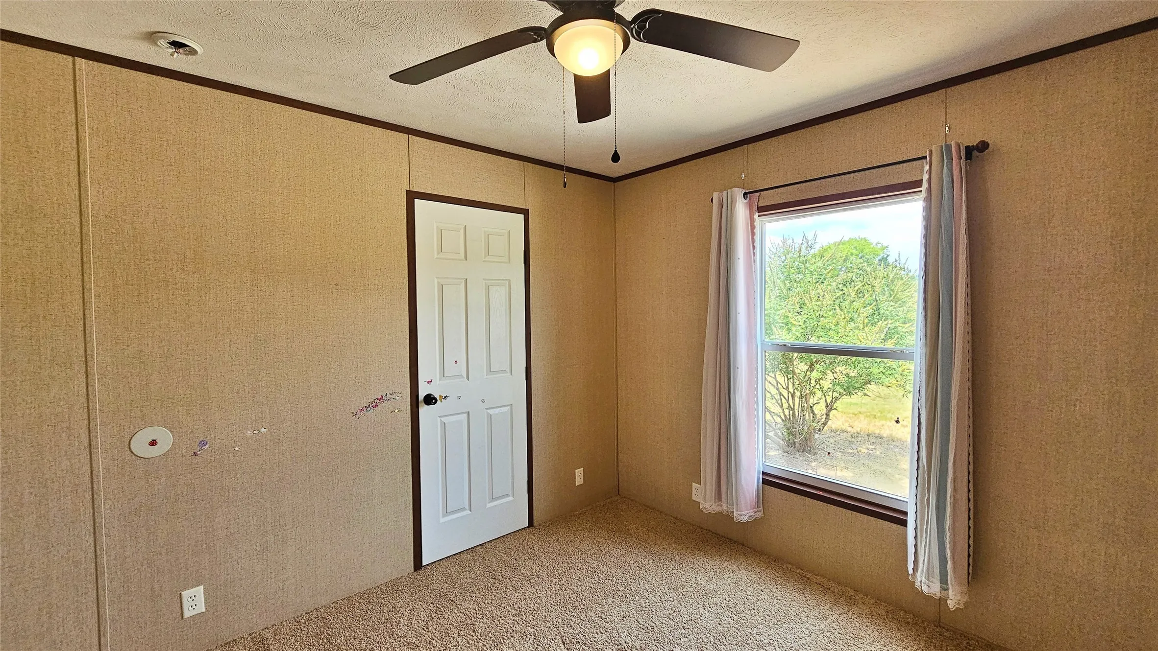 Farm For Sale in Hopkins County , 6818 Texas Highway 11 E, Sulphur Springs, Texas 75482, 4 Bedroom, 3 Bathroom, Garage spaces, 2,300 Sqft, built in 2013, mls#21321589, Real Estate Agent in Sulphur Springs, Homes For Sale in Hopkins county, Homes For Sale in Sulphur Springs, Realtor in Sulphur Springs Texas, Real Estate Brokerage Independent Realty Texas, Luminita Cordes Realtor