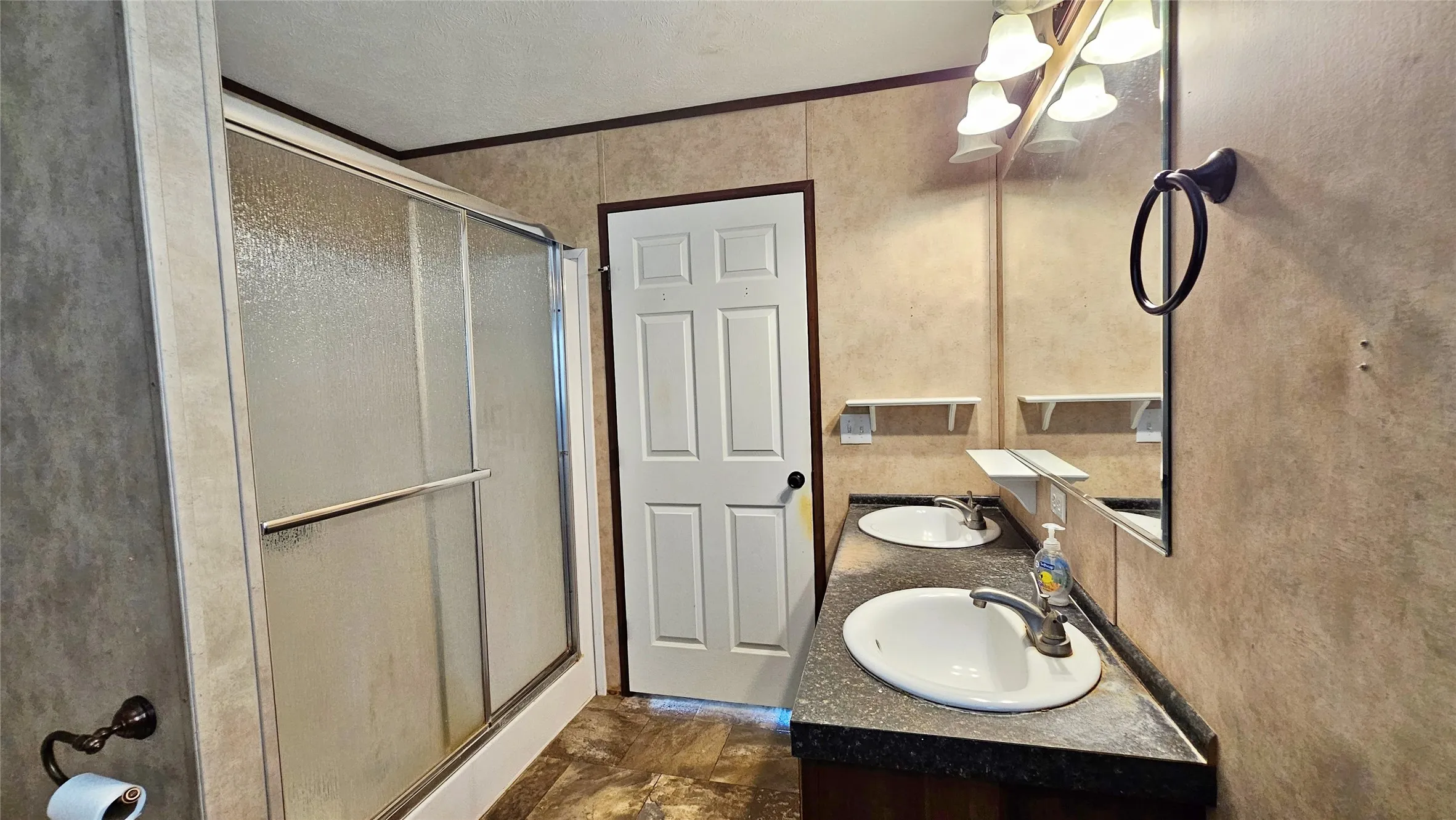 Farm For Sale in Hopkins County , 6818 Texas Highway 11 E, Sulphur Springs, Texas 75482, 4 Bedroom, 3 Bathroom, Garage spaces, 2,300 Sqft, built in 2013, mls#21321589, Real Estate Agent in Sulphur Springs, Homes For Sale in Hopkins county, Homes For Sale in Sulphur Springs, Realtor in Sulphur Springs Texas, Real Estate Brokerage Independent Realty Texas, Luminita Cordes Realtor