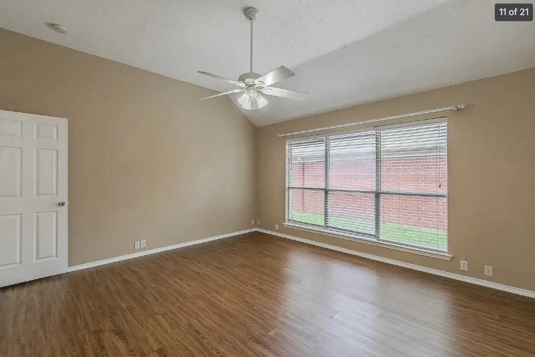 Single Family Residence For Rent in Tarrant County , 210 Madisson Drive, Euless, Texas 76039, 3 Bedroom, 2 Bathroom, 2 Garage spaces, 1,541 Sqft, built in 1996, mls#21320515, Real Estate Agent in Euless, Homes For Rent in Tarrant county, Homes For Rent in Euless, Realtor in Euless Texas, Real Estate Brokerage Independent Realty Texas, Luminita Cordes Realtor