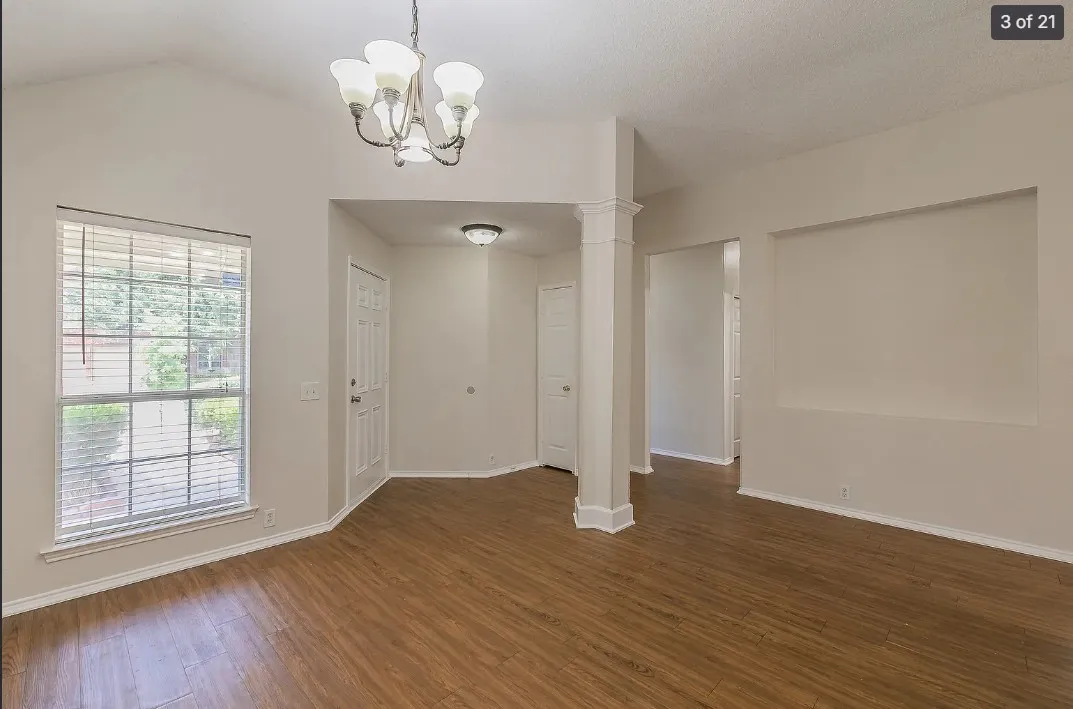 Single Family Residence For Rent in Tarrant County , 210 Madisson Drive, Euless, Texas 76039, 3 Bedroom, 2 Bathroom, 2 Garage spaces, 1,541 Sqft, built in 1996, mls#21320515, Real Estate Agent in Euless, Homes For Rent in Tarrant county, Homes For Rent in Euless, Realtor in Euless Texas, Real Estate Brokerage Independent Realty Texas, Luminita Cordes Realtor
