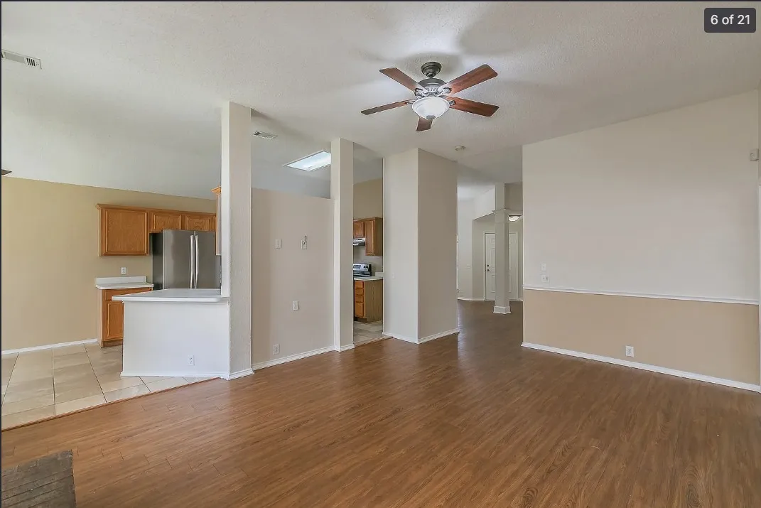 Single Family Residence For Rent in Tarrant County , 210 Madisson Drive, Euless, Texas 76039, 3 Bedroom, 2 Bathroom, 2 Garage spaces, 1,541 Sqft, built in 1996, mls#21320515, Real Estate Agent in Euless, Homes For Rent in Tarrant county, Homes For Rent in Euless, Realtor in Euless Texas, Real Estate Brokerage Independent Realty Texas, Luminita Cordes Realtor