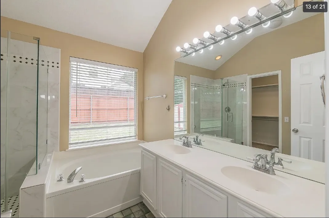 Single Family Residence For Rent in Tarrant County , 210 Madisson Drive, Euless, Texas 76039, 3 Bedroom, 2 Bathroom, 2 Garage spaces, 1,541 Sqft, built in 1996, mls#21320515, Real Estate Agent in Euless, Homes For Rent in Tarrant county, Homes For Rent in Euless, Realtor in Euless Texas, Real Estate Brokerage Independent Realty Texas, Luminita Cordes Realtor
