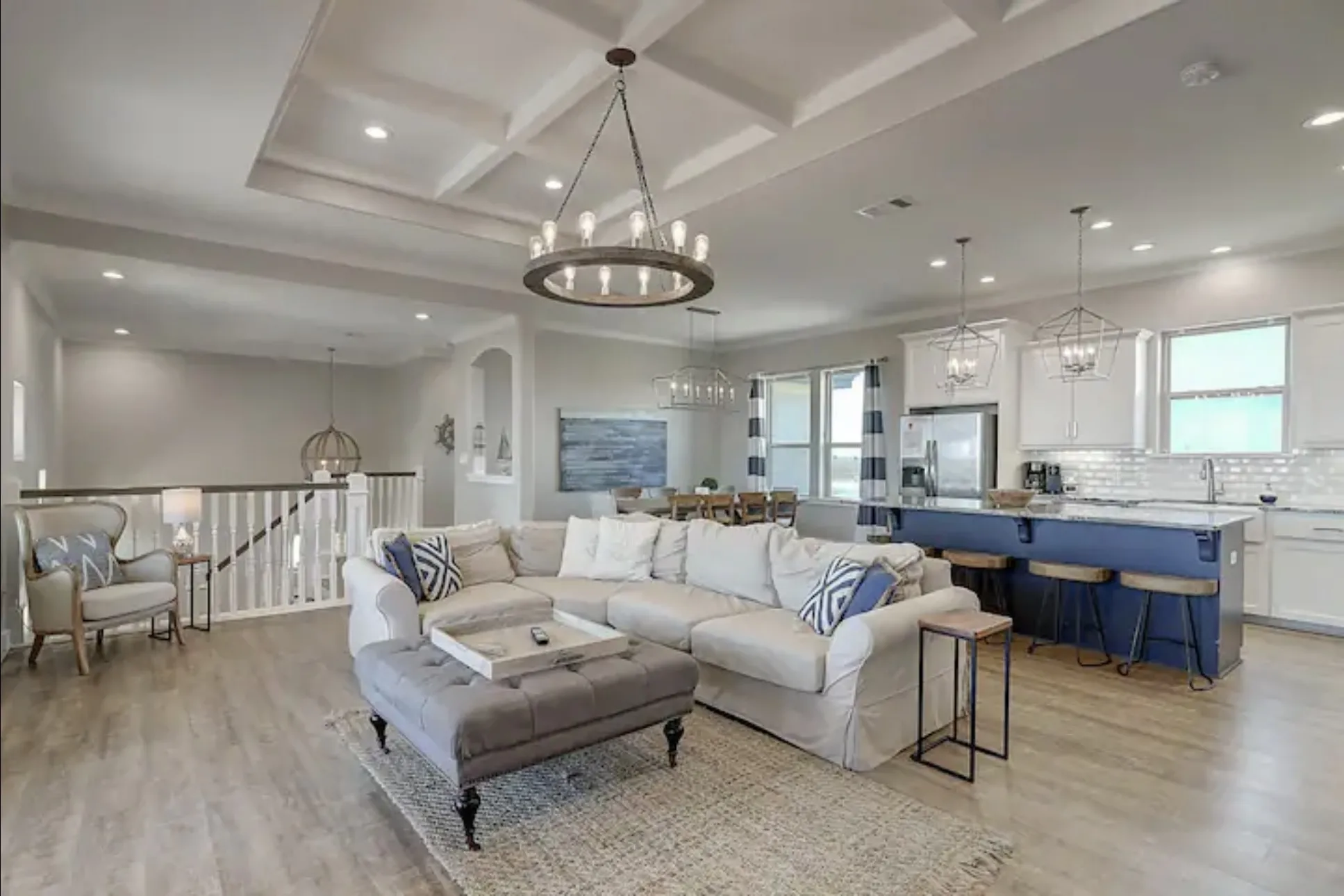 Single Family Residence For Sale in Nueces County , 6501 Villa Castellon Drive, Port Aransas, Texas 78373, 4 Bedroom, 4 Bathroom, 2 Garage spaces, 2,932 Sqft, built in 2016, mls#21321910, Real Estate Agent in Port Aransas, Homes For Sale in Nueces county, Homes For Sale in Port Aransas, Realtor in Port Aransas Texas, Real Estate Brokerage Independent Realty Texas, Luminita Cordes Realtor
