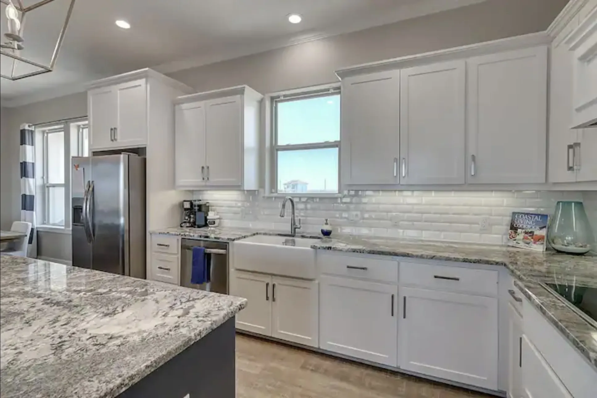 Single Family Residence For Sale in Nueces County , 6501 Villa Castellon Drive, Port Aransas, Texas 78373, 4 Bedroom, 4 Bathroom, 2 Garage spaces, 2,932 Sqft, built in 2016, mls#21321910, Real Estate Agent in Port Aransas, Homes For Sale in Nueces county, Homes For Sale in Port Aransas, Realtor in Port Aransas Texas, Real Estate Brokerage Independent Realty Texas, Luminita Cordes Realtor