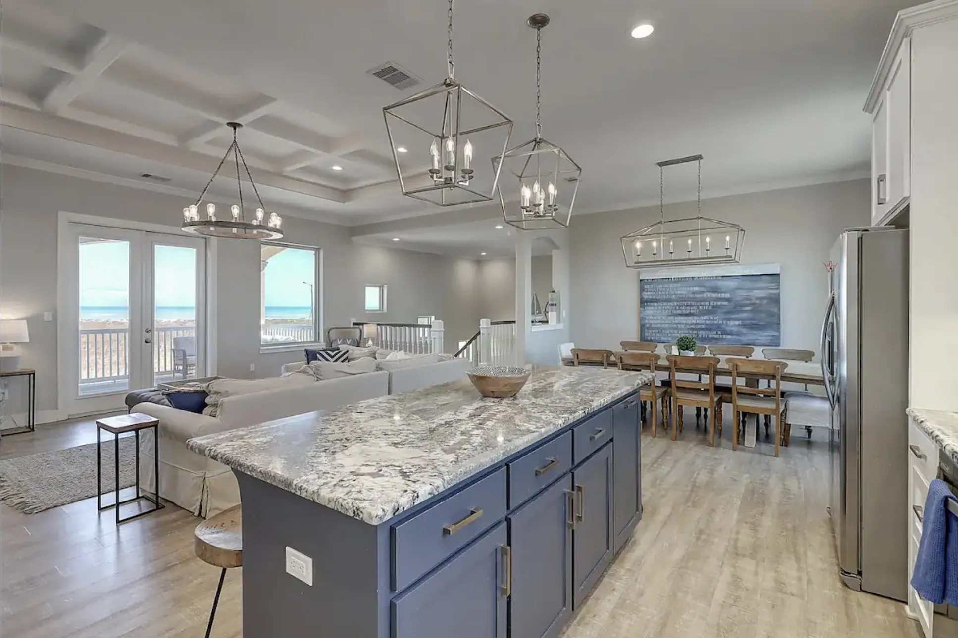 Single Family Residence For Sale in Nueces County , 6501 Villa Castellon Drive, Port Aransas, Texas 78373, 4 Bedroom, 4 Bathroom, 2 Garage spaces, 2,932 Sqft, built in 2016, mls#21321910, Real Estate Agent in Port Aransas, Homes For Sale in Nueces county, Homes For Sale in Port Aransas, Realtor in Port Aransas Texas, Real Estate Brokerage Independent Realty Texas, Luminita Cordes Realtor