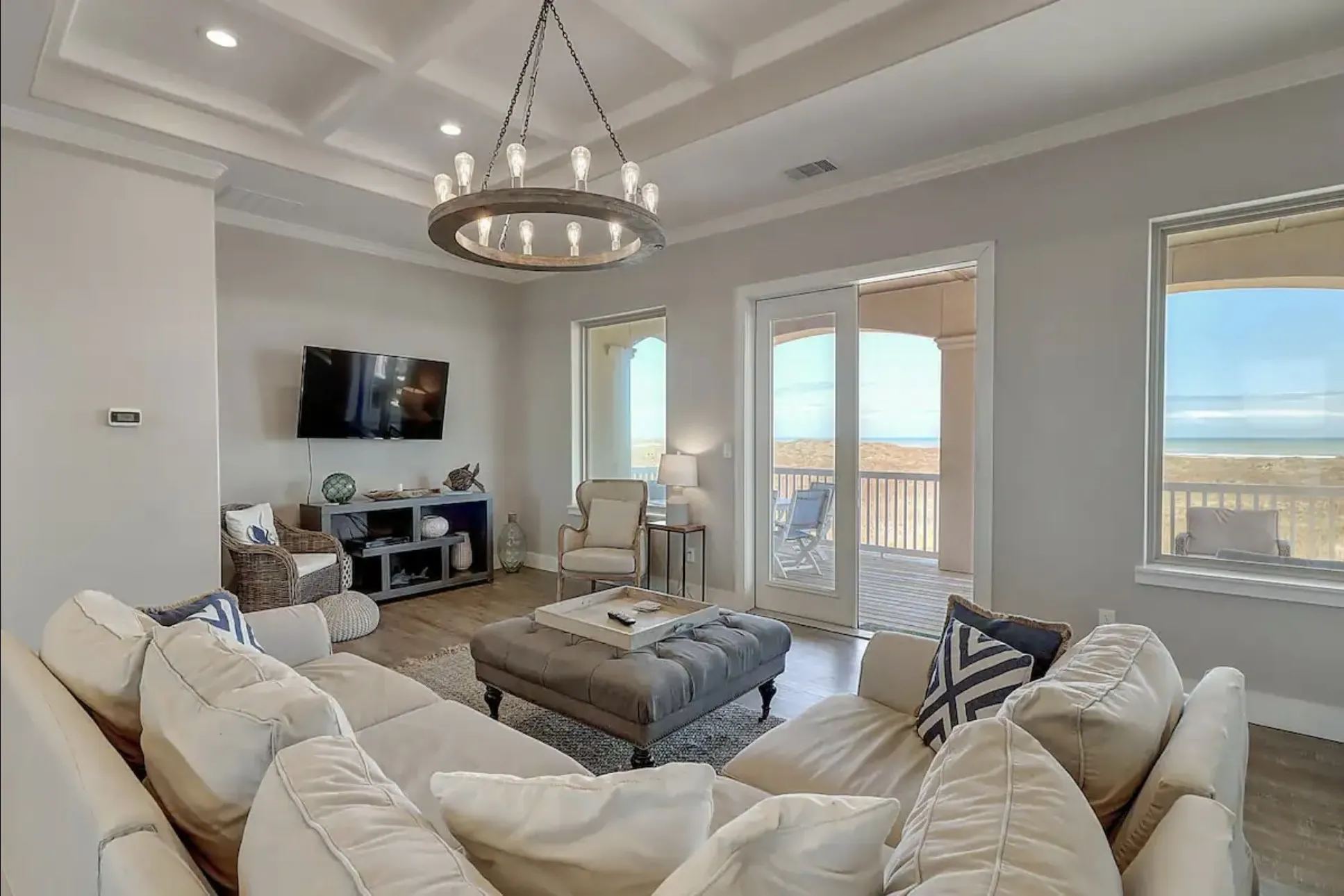 Single Family Residence For Sale in Nueces County , 6501 Villa Castellon Drive, Port Aransas, Texas 78373, 4 Bedroom, 4 Bathroom, 2 Garage spaces, 2,932 Sqft, built in 2016, mls#21321910, Real Estate Agent in Port Aransas, Homes For Sale in Nueces county, Homes For Sale in Port Aransas, Realtor in Port Aransas Texas, Real Estate Brokerage Independent Realty Texas, Luminita Cordes Realtor