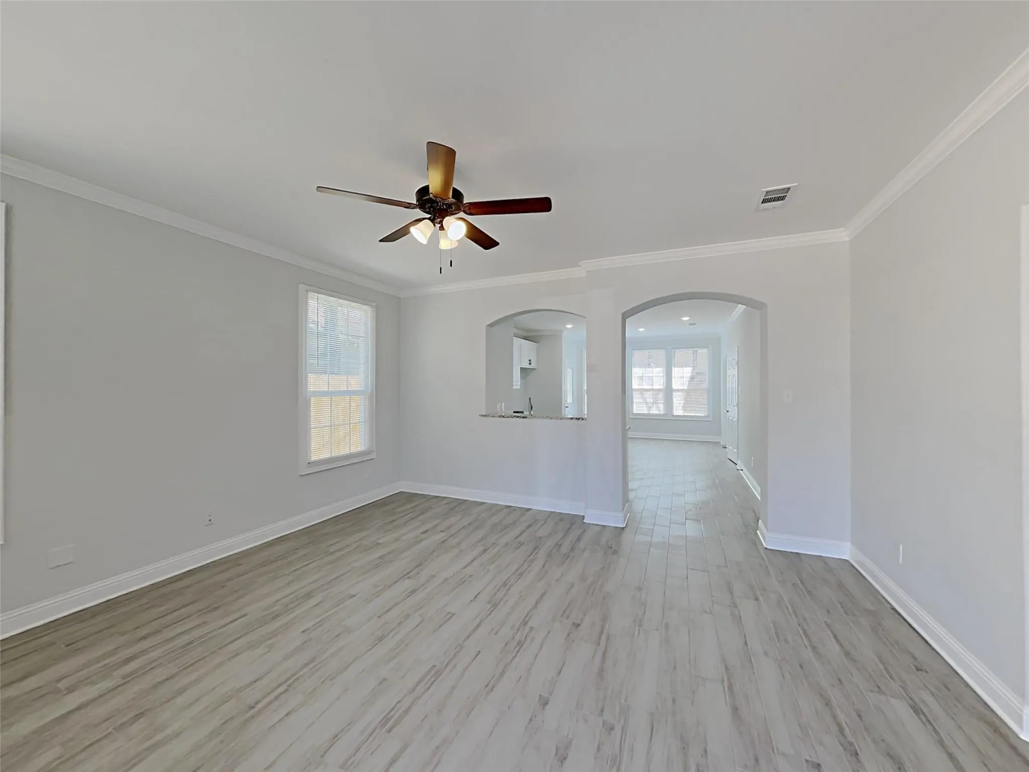 Single Family Residence For Rent in Tarrant County , 1032 E Leuda Street, Fort Worth, Texas 76104, 3 Bedroom, 2 Bathroom, 1 Garage spaces, 1,401 Sqft, built in 2022, mls#21321902, Real Estate Agent in Fort Worth, Homes For Rent in Tarrant county, Homes For Rent in Fort Worth, Realtor in Fort Worth Texas, Real Estate Brokerage Independent Realty Texas, Luminita Cordes Realtor