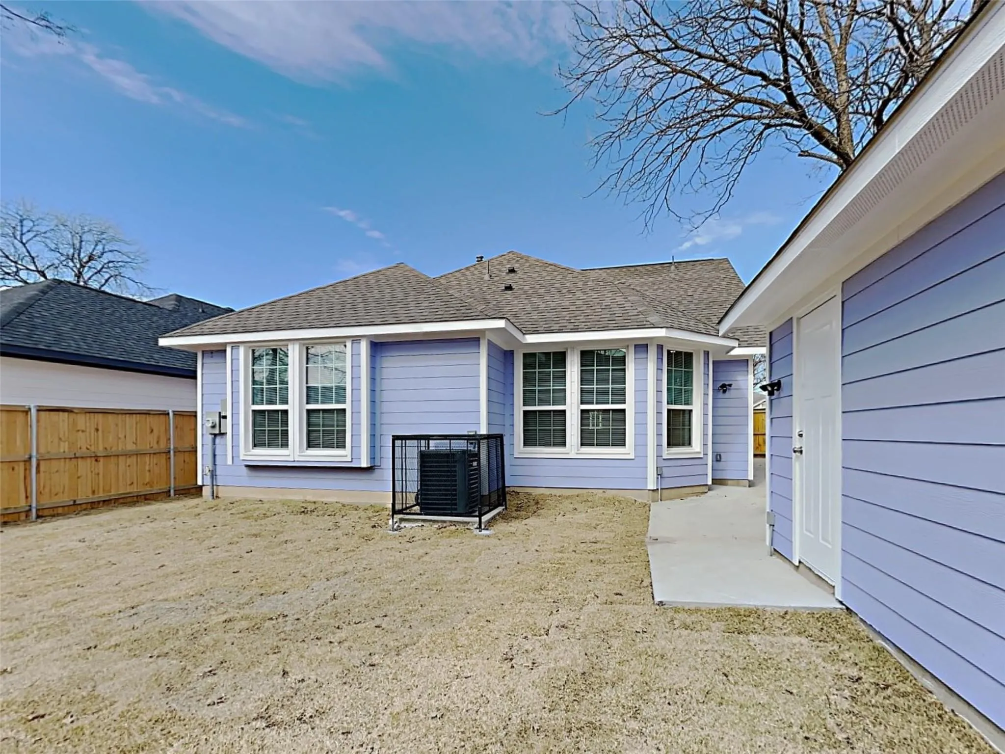 Single Family Residence For Rent in Tarrant County , 1032 E Leuda Street, Fort Worth, Texas 76104, 3 Bedroom, 2 Bathroom, 1 Garage spaces, 1,401 Sqft, built in 2022, mls#21321902, Real Estate Agent in Fort Worth, Homes For Rent in Tarrant county, Homes For Rent in Fort Worth, Realtor in Fort Worth Texas, Real Estate Brokerage Independent Realty Texas, Luminita Cordes Realtor