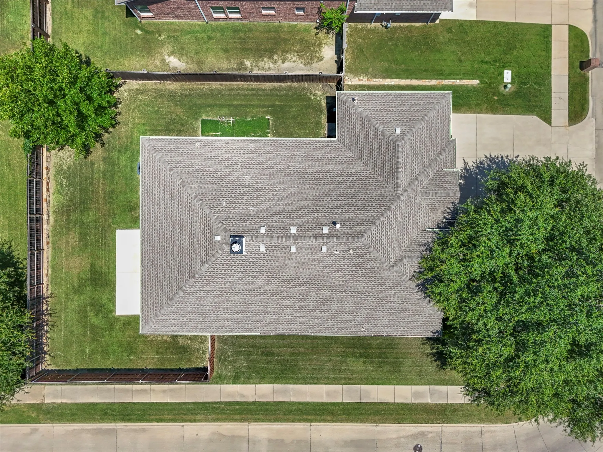 Single Family Residence For Sale in Collin County , 1201 Iron Horse Street, Wylie, Texas 75098, 3 Bedroom, 2 Bathroom, 3 Garage spaces, 2,018 Sqft, built in 2005, mls#21321782, Real Estate Agent in Wylie, Homes For Sale in Collin county, Homes For Sale in Wylie, Realtor in Wylie Texas, Real Estate Brokerage Independent Realty Texas, Luminita Cordes Realtor
