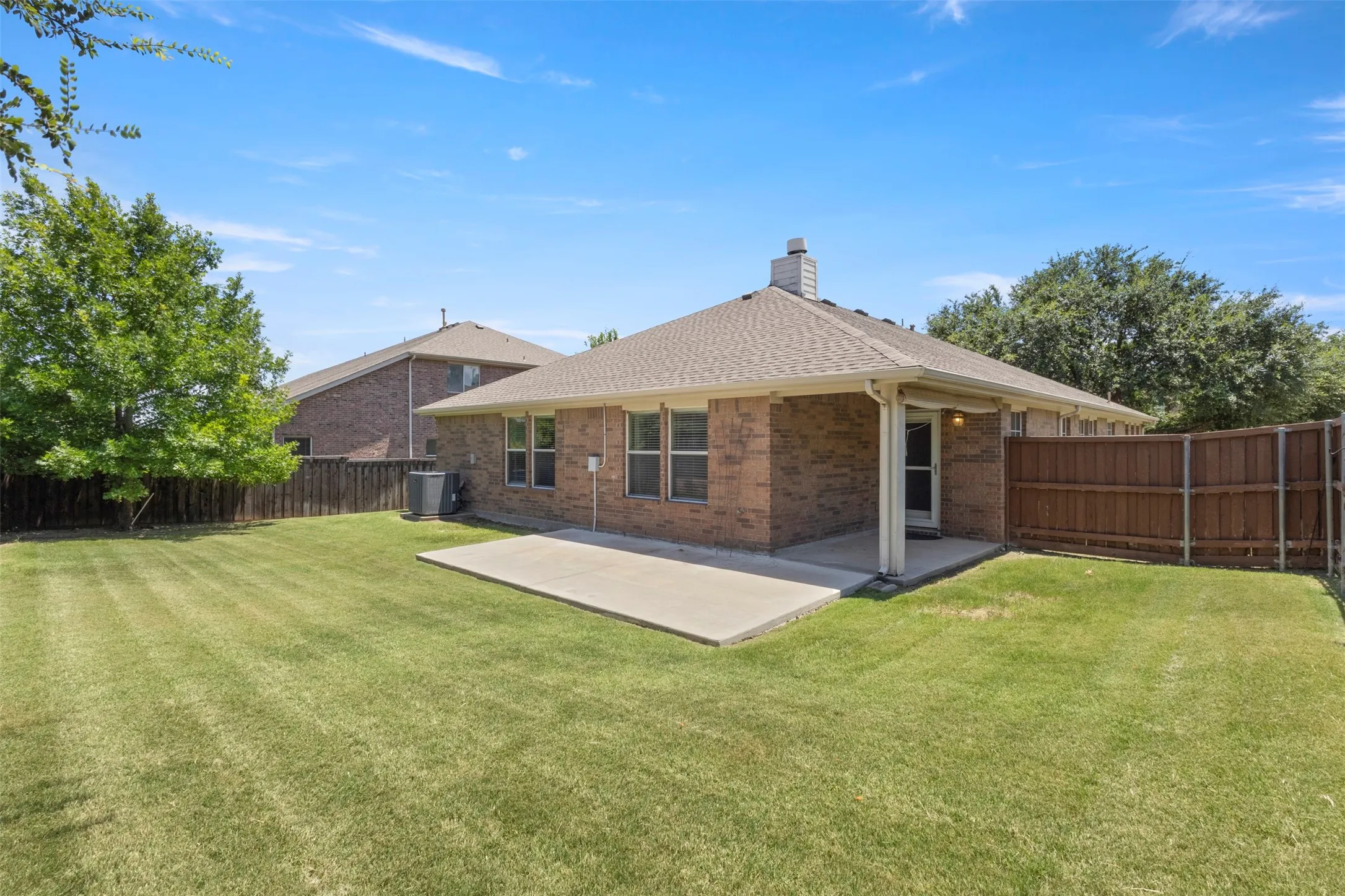 Single Family Residence For Sale in Collin County , 1201 Iron Horse Street, Wylie, Texas 75098, 3 Bedroom, 2 Bathroom, 3 Garage spaces, 2,018 Sqft, built in 2005, mls#21321782, Real Estate Agent in Wylie, Homes For Sale in Collin county, Homes For Sale in Wylie, Realtor in Wylie Texas, Real Estate Brokerage Independent Realty Texas, Luminita Cordes Realtor