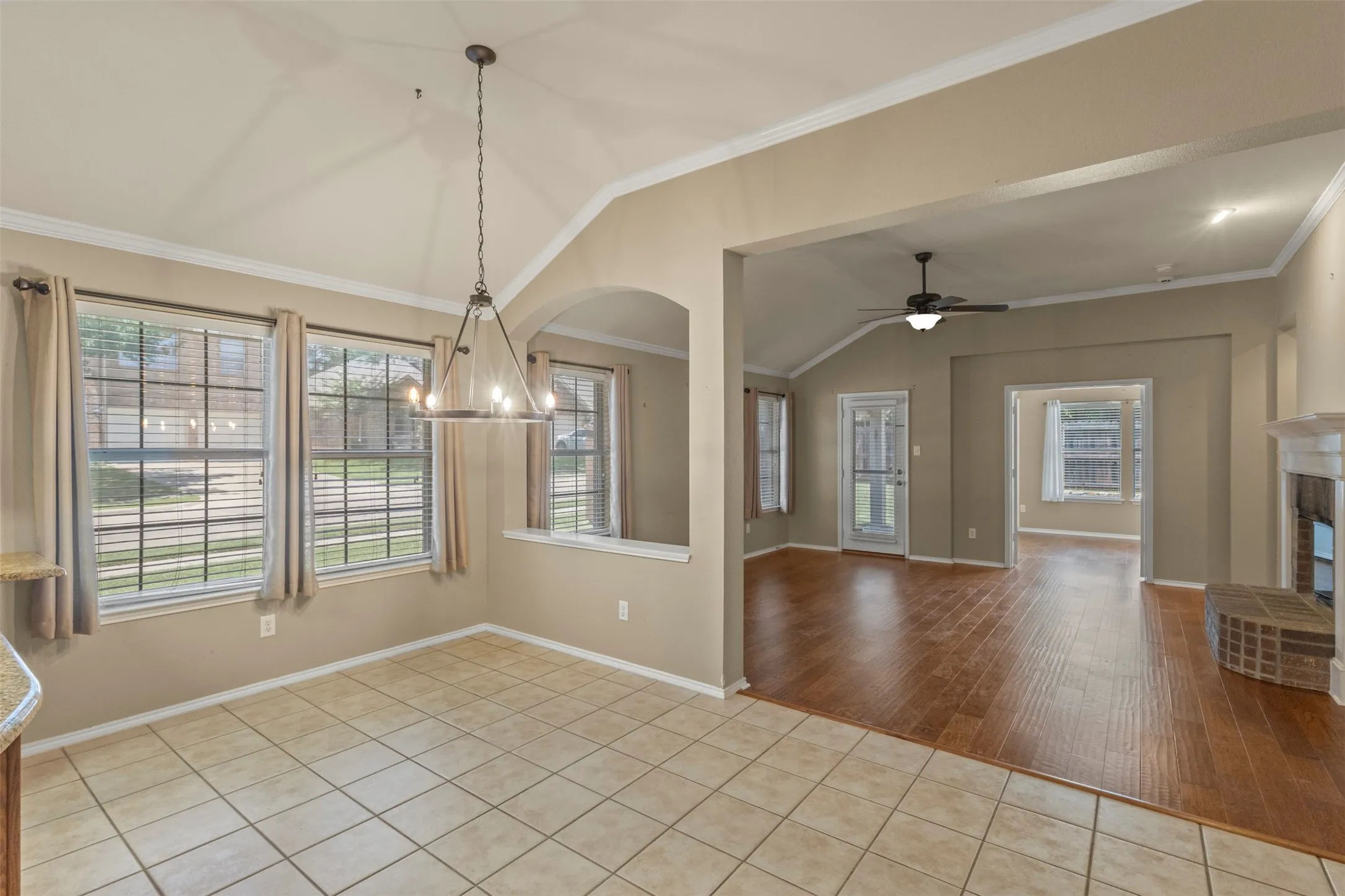 Single Family Residence For Sale in Collin County , 1201 Iron Horse Street, Wylie, Texas 75098, 3 Bedroom, 2 Bathroom, 3 Garage spaces, 2,018 Sqft, built in 2005, mls#21321782, Real Estate Agent in Wylie, Homes For Sale in Collin county, Homes For Sale in Wylie, Realtor in Wylie Texas, Real Estate Brokerage Independent Realty Texas, Luminita Cordes Realtor
