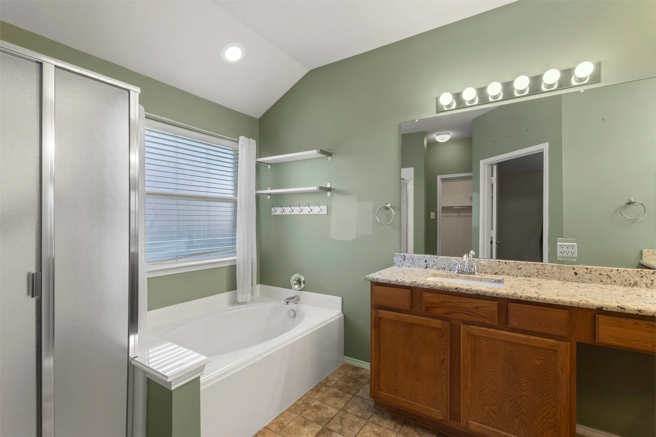 Single Family Residence For Sale in Collin County , 1201 Iron Horse Street, Wylie, Texas 75098, 3 Bedroom, 2 Bathroom, 3 Garage spaces, 2,018 Sqft, built in 2005, mls#21321782, Real Estate Agent in Wylie, Homes For Sale in Collin county, Homes For Sale in Wylie, Realtor in Wylie Texas, Real Estate Brokerage Independent Realty Texas, Luminita Cordes Realtor