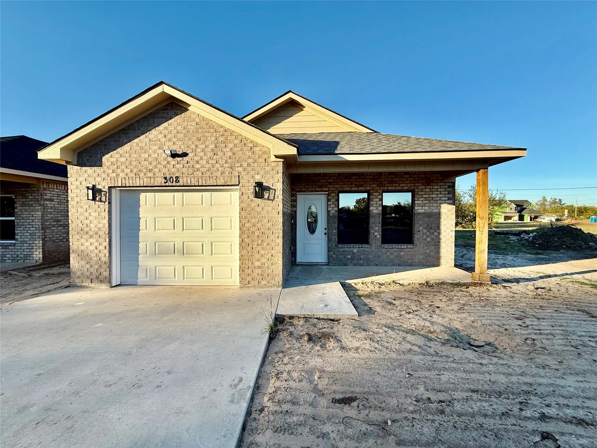Single Family Residence For Rent in Palo Pinto County , 308 SW 14th Street, Mineral Wells, Texas 76067, 4 Bedroom, 3 Bathroom, 1 Garage spaces, 1,483 Sqft, built in 2025, mls#21321971, Real Estate Agent in Mineral Wells, Homes For Rent in Palo Pinto county, Homes For Rent in Mineral Wells, Realtor in Mineral Wells Texas, Real Estate Brokerage Independent Realty Texas, Luminita Cordes Realtor