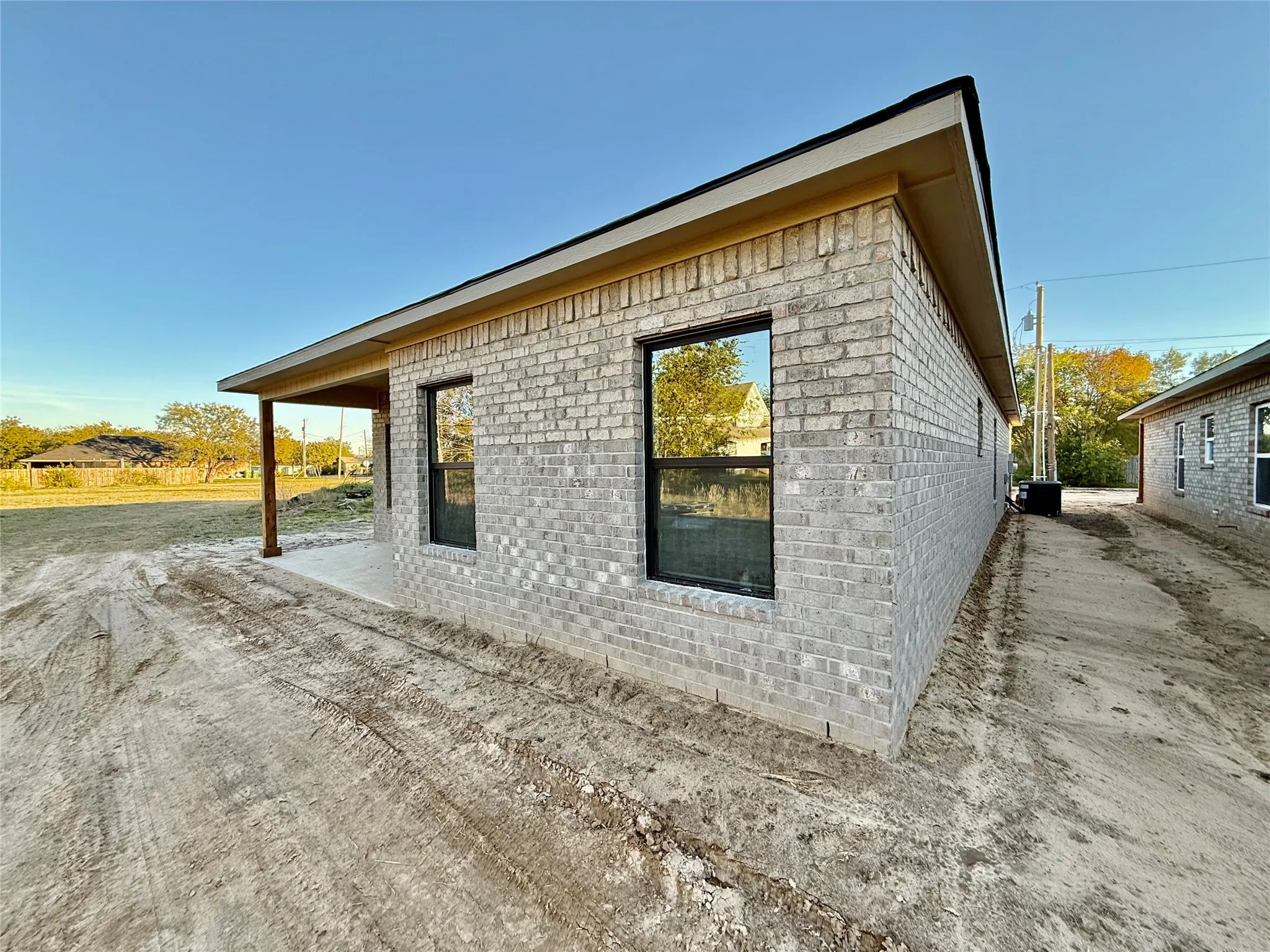 Single Family Residence For Rent in Palo Pinto County , 308 SW 14th Street, Mineral Wells, Texas 76067, 4 Bedroom, 3 Bathroom, 1 Garage spaces, 1,483 Sqft, built in 2025, mls#21321971, Real Estate Agent in Mineral Wells, Homes For Rent in Palo Pinto county, Homes For Rent in Mineral Wells, Realtor in Mineral Wells Texas, Real Estate Brokerage Independent Realty Texas, Luminita Cordes Realtor