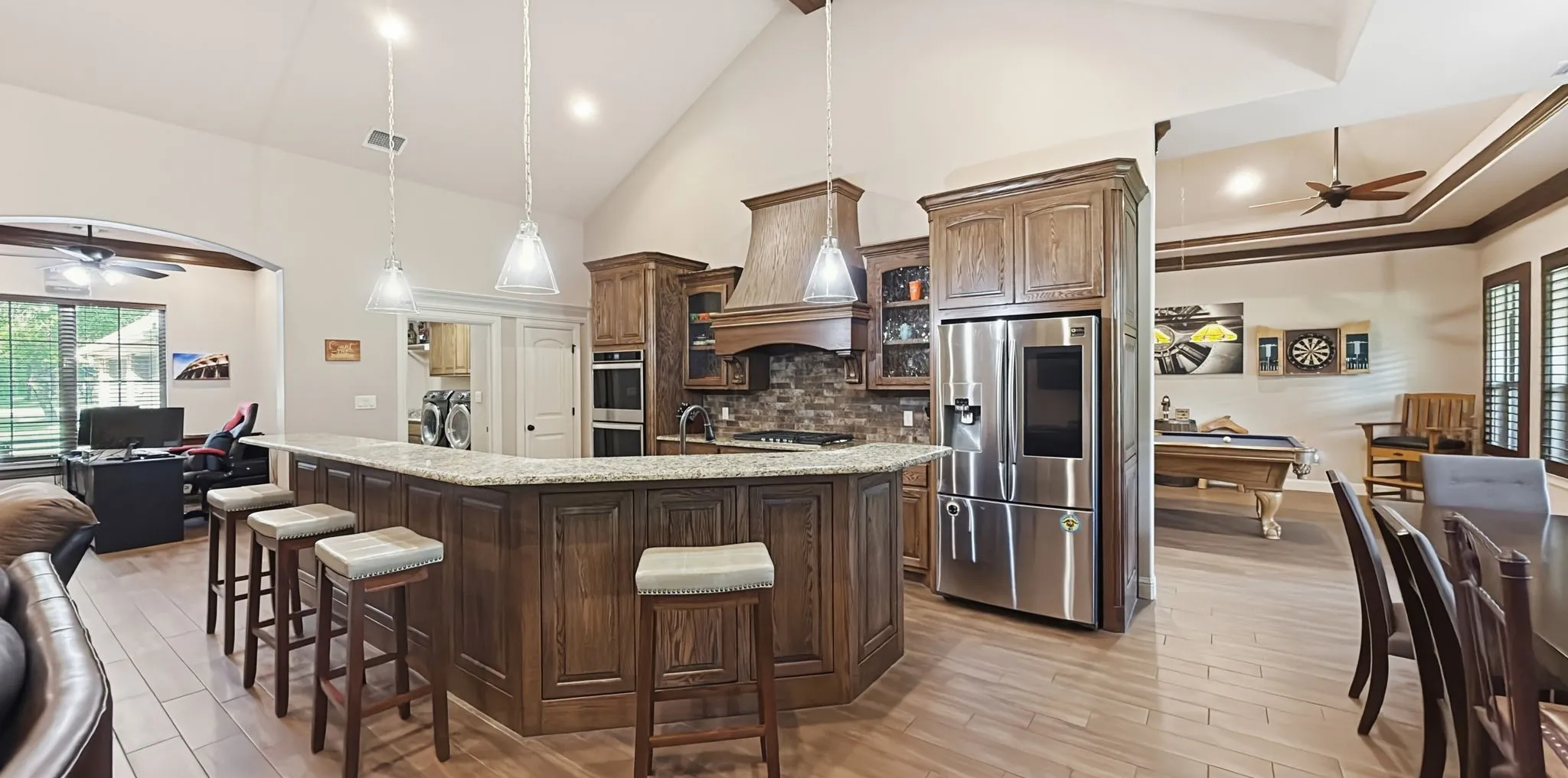 Single Family Residence For Sale in Hood County , 6404 Citation Court, Granbury, Texas 76049, 4 Bedroom, 3 Bathroom, 3 Garage spaces, 2,806 Sqft, built in 2019, mls#21321992, Real Estate Agent in Granbury, Homes For Sale in Hood county, Homes For Sale in Granbury, Realtor in Granbury Texas, Real Estate Brokerage Independent Realty Texas, Luminita Cordes Realtor