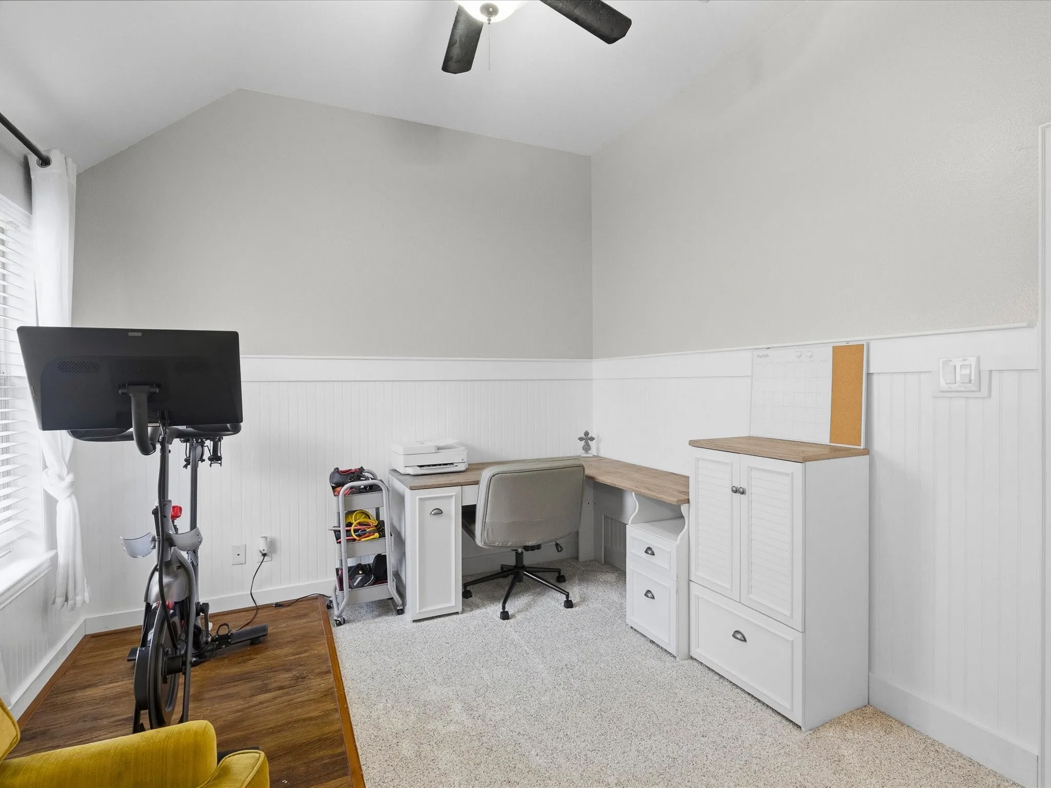 Single Family Residence For Sale in Denton County , 2849 Greenway Drive, Frisco, Texas 75034, 4 Bedroom, 4 Bathroom, 2 Garage spaces, 2,873 Sqft, built in 2002, mls#21301071, Real Estate Agent in Frisco, Homes For Sale in Denton county, Homes For Sale in Frisco, Realtor in Frisco Texas, Real Estate Brokerage Independent Realty Texas, Luminita Cordes Realtor