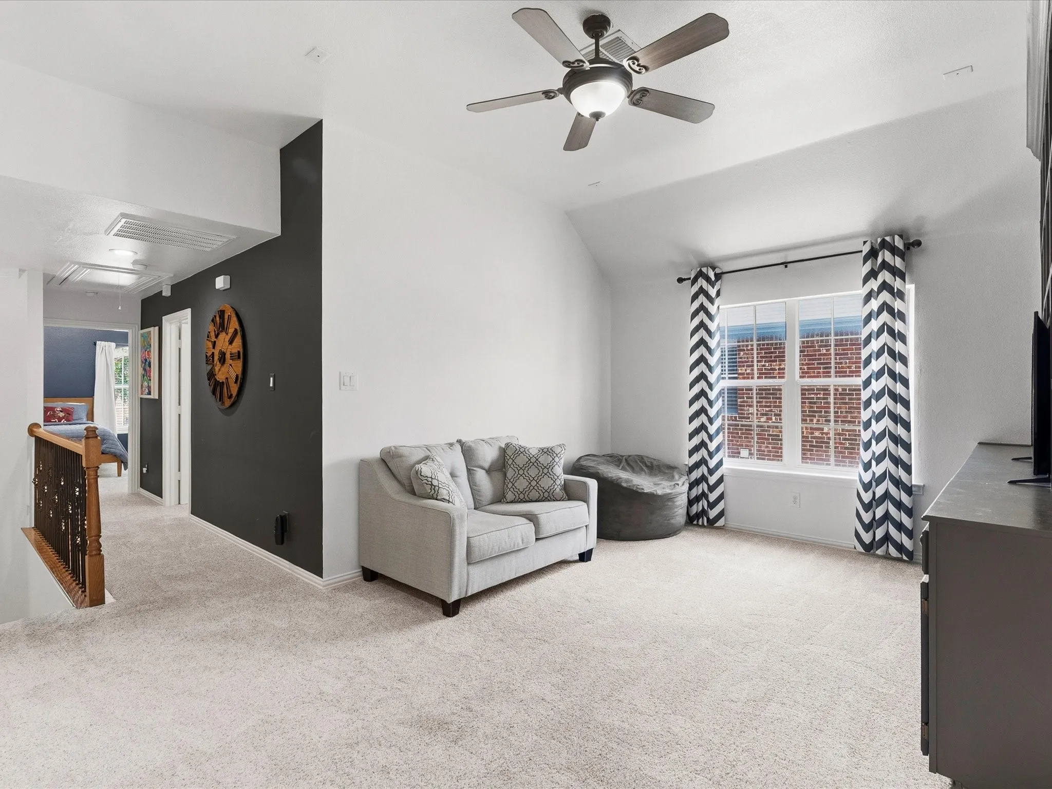 Single Family Residence For Sale in Denton County , 2849 Greenway Drive, Frisco, Texas 75034, 4 Bedroom, 4 Bathroom, 2 Garage spaces, 2,873 Sqft, built in 2002, mls#21301071, Real Estate Agent in Frisco, Homes For Sale in Denton county, Homes For Sale in Frisco, Realtor in Frisco Texas, Real Estate Brokerage Independent Realty Texas, Luminita Cordes Realtor