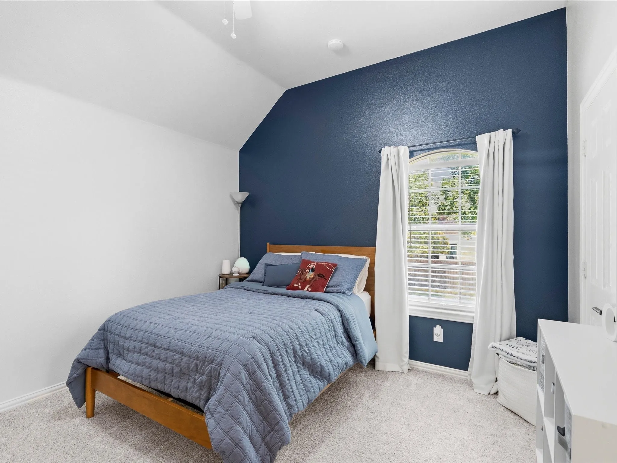 Single Family Residence For Sale in Denton County , 2849 Greenway Drive, Frisco, Texas 75034, 4 Bedroom, 4 Bathroom, 2 Garage spaces, 2,873 Sqft, built in 2002, mls#21301071, Real Estate Agent in Frisco, Homes For Sale in Denton county, Homes For Sale in Frisco, Realtor in Frisco Texas, Real Estate Brokerage Independent Realty Texas, Luminita Cordes Realtor