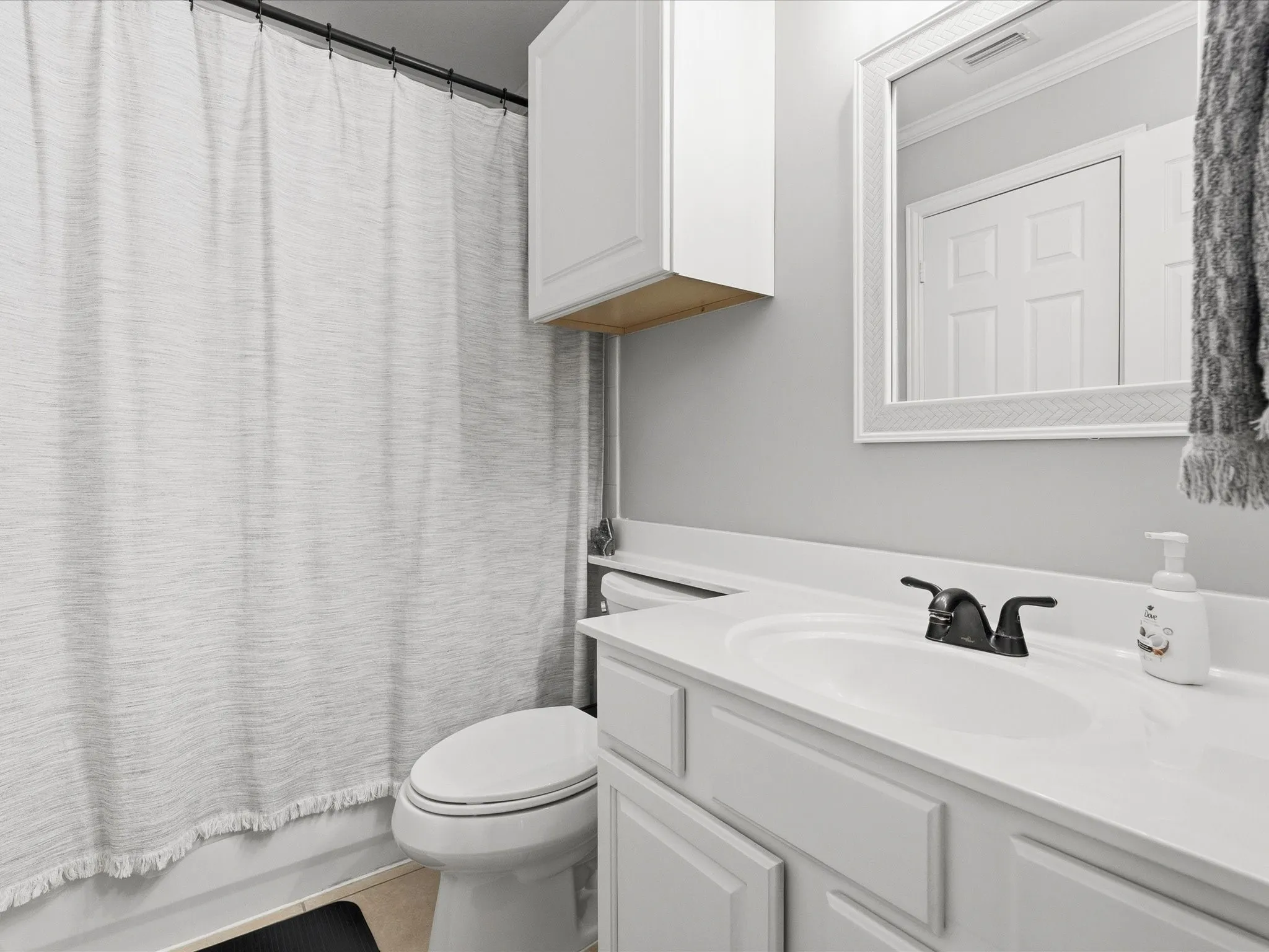 Single Family Residence For Sale in Denton County , 2849 Greenway Drive, Frisco, Texas 75034, 4 Bedroom, 4 Bathroom, 2 Garage spaces, 2,873 Sqft, built in 2002, mls#21301071, Real Estate Agent in Frisco, Homes For Sale in Denton county, Homes For Sale in Frisco, Realtor in Frisco Texas, Real Estate Brokerage Independent Realty Texas, Luminita Cordes Realtor