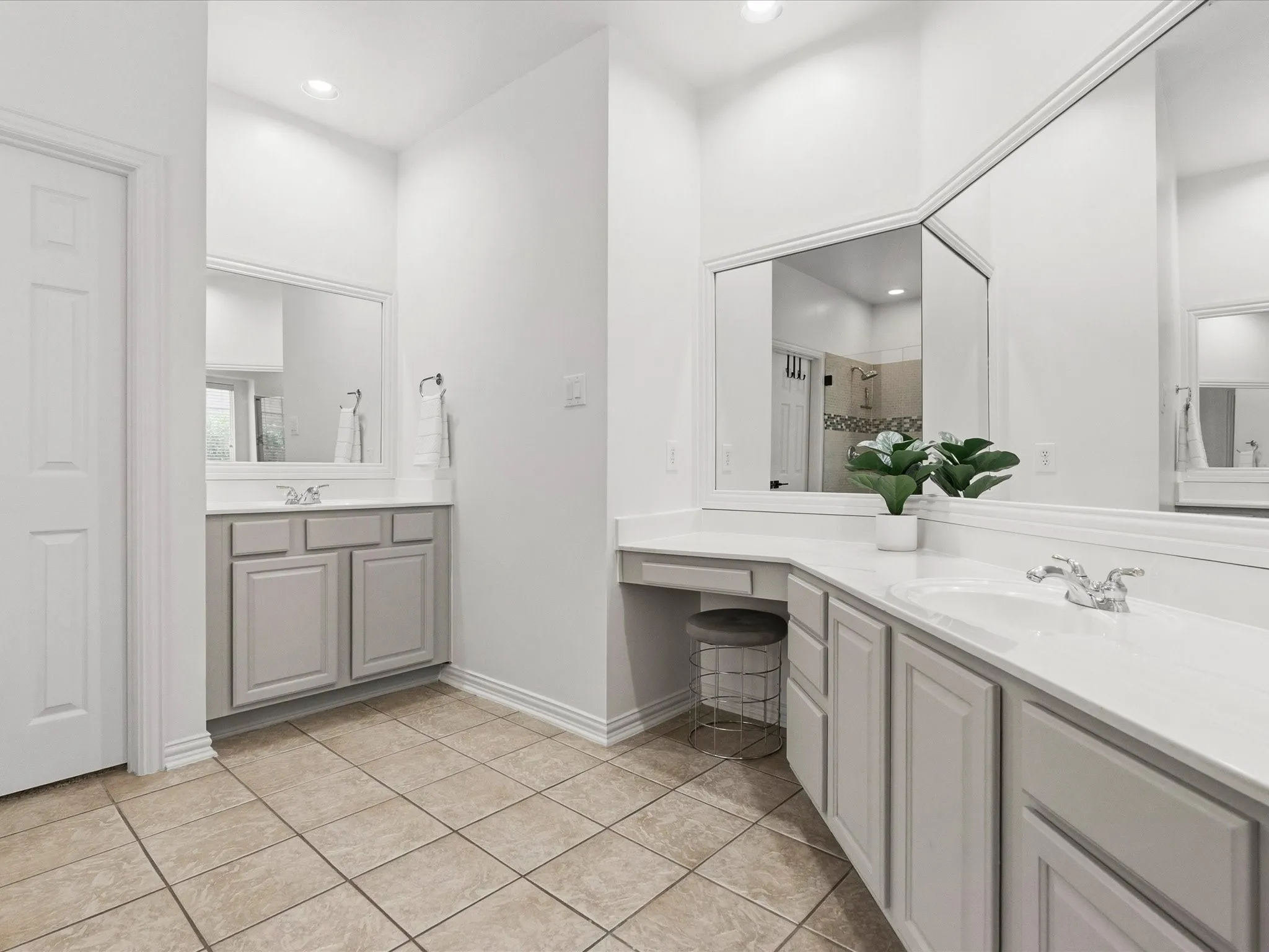 Single Family Residence For Sale in Denton County , 2849 Greenway Drive, Frisco, Texas 75034, 4 Bedroom, 4 Bathroom, 2 Garage spaces, 2,873 Sqft, built in 2002, mls#21301071, Real Estate Agent in Frisco, Homes For Sale in Denton county, Homes For Sale in Frisco, Realtor in Frisco Texas, Real Estate Brokerage Independent Realty Texas, Luminita Cordes Realtor