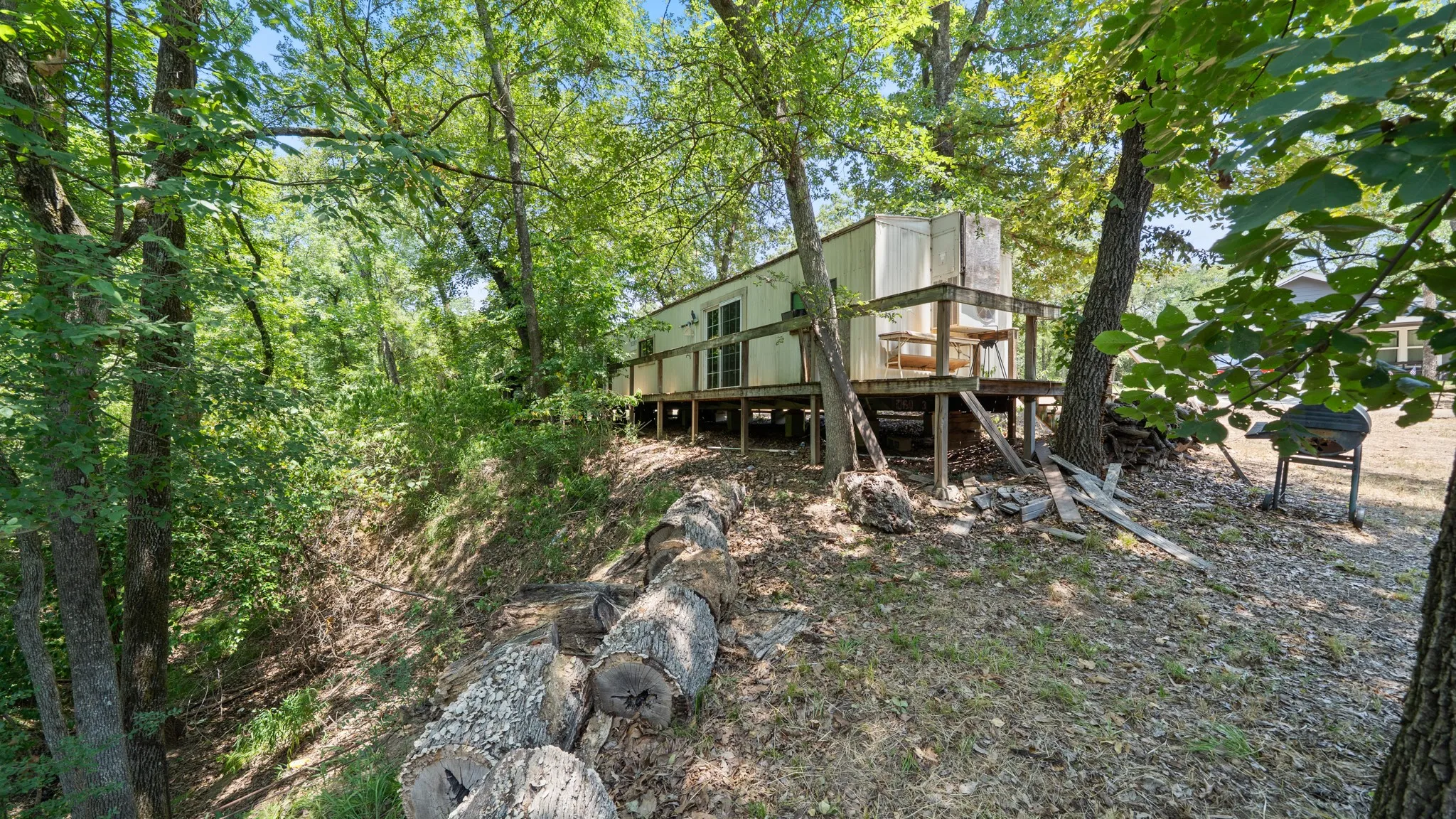 Manufactured Home For Sale in Henderson County , 2205 Hickory Street, Mabank, Texas 75156, 2 Bedroom, 1 Bathroom, Garage spaces, 672 Sqft, built in 0, mls#21322046, Real Estate Agent in Mabank, Homes For Sale in Henderson county, Homes For Sale in Mabank, Realtor in Mabank Texas, Real Estate Brokerage Independent Realty Texas, Luminita Cordes Realtor