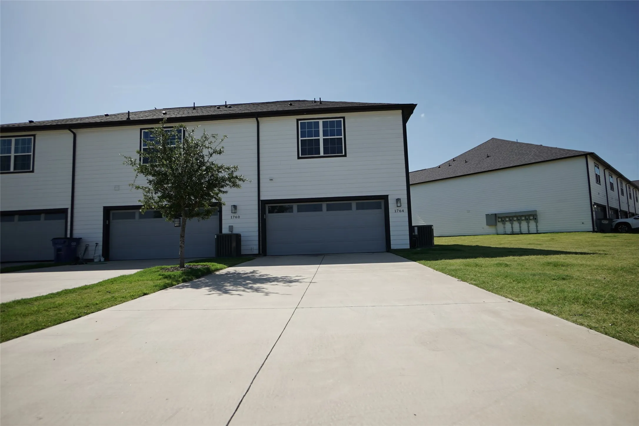 Townhouse For Rent in Collin County , 1764 Palladio Loop, Princeton, Texas 75407, 3 Bedroom, 4 Bathroom, 2 Garage spaces, 1,962 Sqft, built in 2024, mls#21321954, Real Estate Agent in Princeton, Homes For Rent in Collin county, Homes For Rent in Princeton, Realtor in Princeton Texas, Real Estate Brokerage Independent Realty Texas, Luminita Cordes Realtor