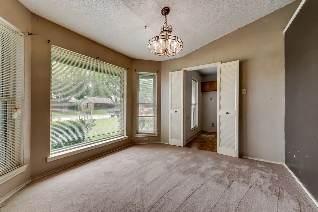 Single Family Residence For Rent in Dallas County , 3702 Lofland Lane, Rowlett, Texas 75088, 3 Bedroom, 2 Bathroom, 2 Garage spaces, 1,496 Sqft, built in 1985, mls#21315266, Real Estate Agent in Rowlett, Homes For Rent in Dallas county, Homes For Rent in Rowlett, Realtor in Rowlett Texas, Real Estate Brokerage Independent Realty Texas, Luminita Cordes Realtor