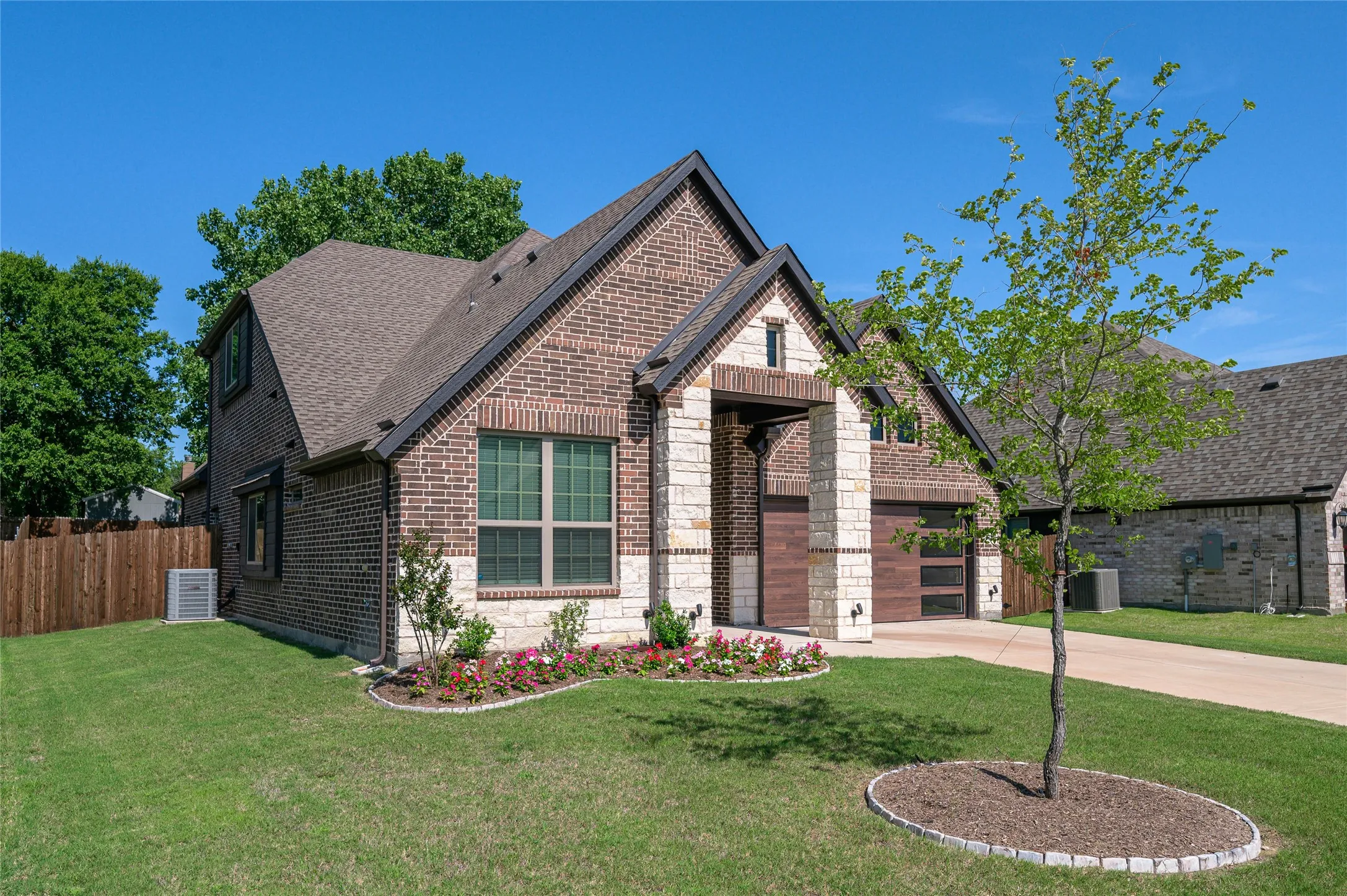 Single Family Residence For Sale in Collin County , 316 Mercer Drive, Josephine, Texas 75173, 4 Bedroom, 3 Bathroom, 2 Garage spaces, 2,320 Sqft, built in 2024, mls#21321588, Real Estate Agent in Josephine, Homes For Sale in Collin county, Homes For Sale in Josephine, Realtor in Josephine Texas, Real Estate Brokerage Independent Realty Texas, Luminita Cordes Realtor