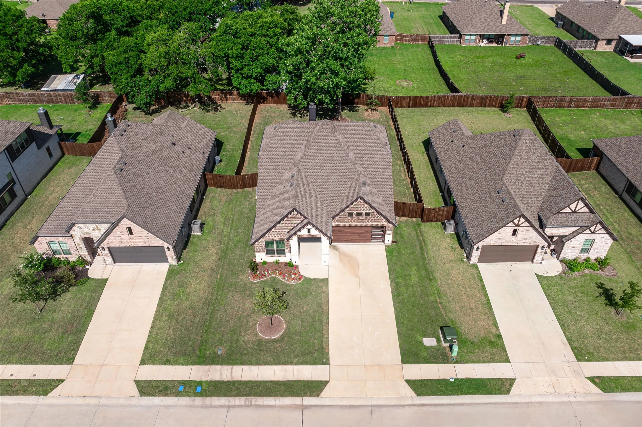 Single Family Residence For Sale in Collin County , 316 Mercer Drive, Josephine, Texas 75173, 4 Bedroom, 3 Bathroom, 2 Garage spaces, 2,320 Sqft, built in 2024, mls#21321588, Real Estate Agent in Josephine, Homes For Sale in Collin county, Homes For Sale in Josephine, Realtor in Josephine Texas, Real Estate Brokerage Independent Realty Texas, Luminita Cordes Realtor