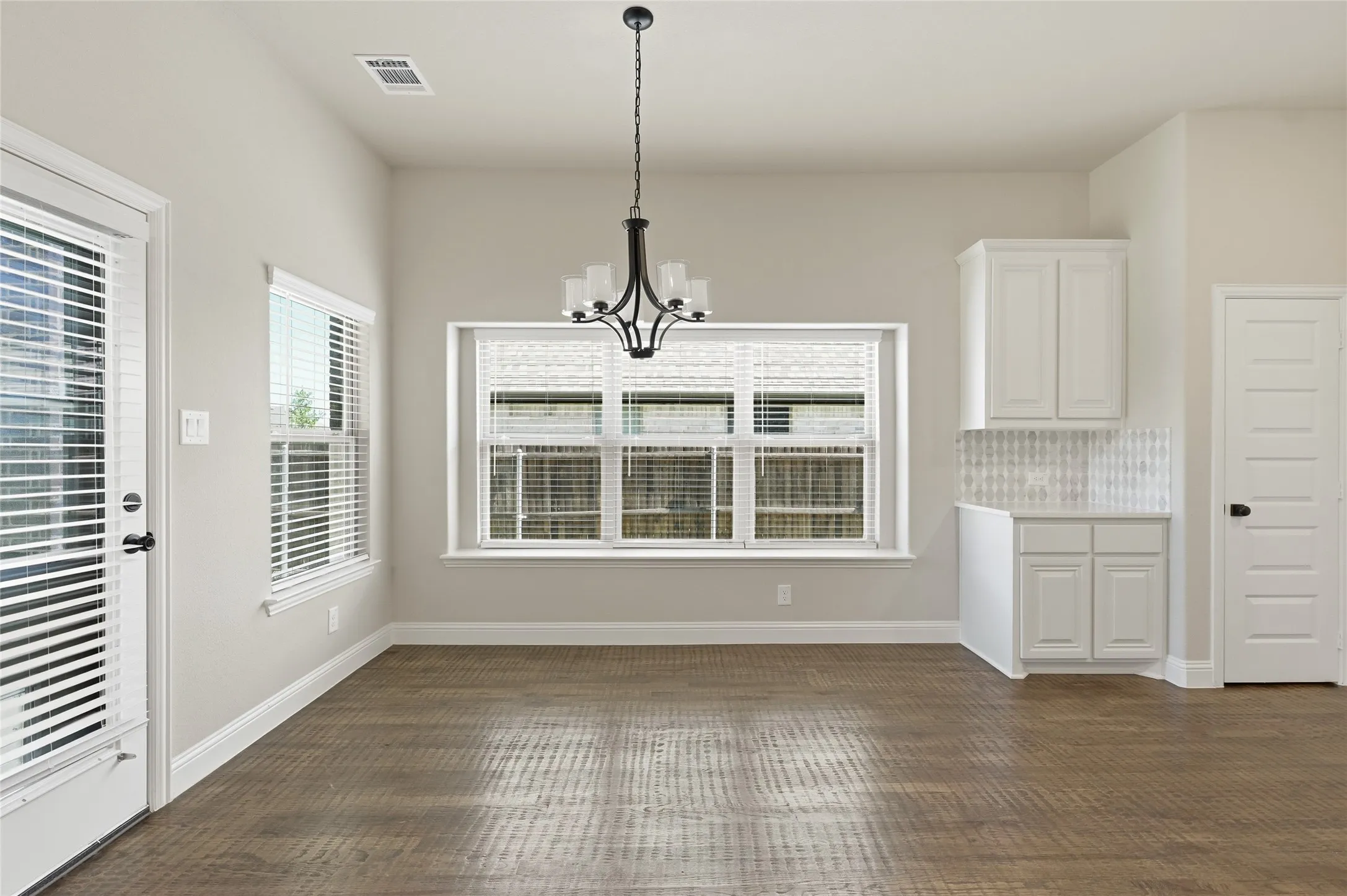 Single Family Residence For Sale in Collin County , 316 Mercer Drive, Josephine, Texas 75173, 4 Bedroom, 3 Bathroom, 2 Garage spaces, 2,320 Sqft, built in 2024, mls#21321588, Real Estate Agent in Josephine, Homes For Sale in Collin county, Homes For Sale in Josephine, Realtor in Josephine Texas, Real Estate Brokerage Independent Realty Texas, Luminita Cordes Realtor