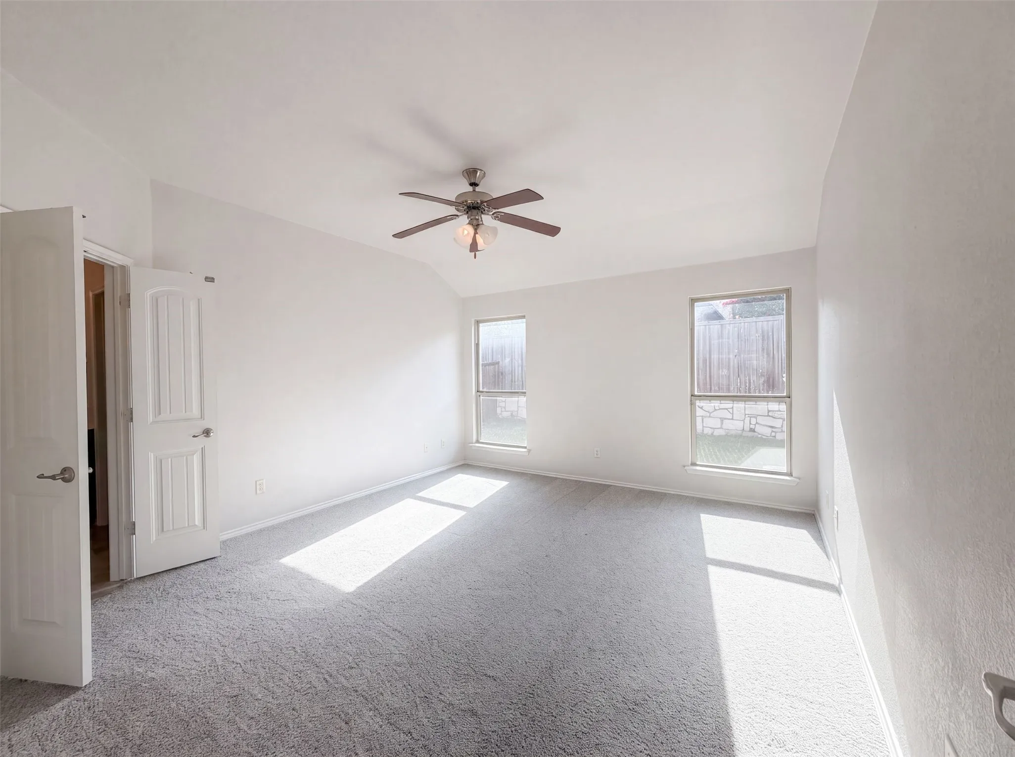 Single Family Residence For Sale in Collin County , 3400 Founders Way, Melissa, Texas 75454, 3 Bedroom, 2 Bathroom, 2 Garage spaces, 2,014 Sqft, built in 2015, mls#21322065, Real Estate Agent in Melissa, Homes For Sale in Collin county, Homes For Sale in Melissa, Realtor in Melissa Texas, Real Estate Brokerage Independent Realty Texas, Luminita Cordes Realtor
