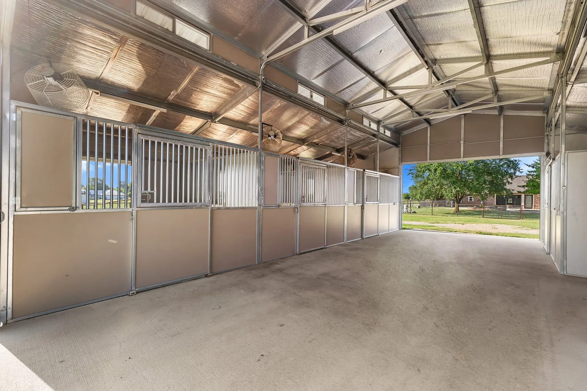 Farm For Sale in Parker County , 678 Gregory Street, Weatherford, Texas 76087, 3 Bedroom, 2 Bathroom, 4 Garage spaces, 2,643 Sqft, built in 2002, mls#21322058, Real Estate Agent in Weatherford, Homes For Sale in Parker county, Homes For Sale in Weatherford, Realtor in Weatherford Texas, Real Estate Brokerage Independent Realty Texas, Luminita Cordes Realtor