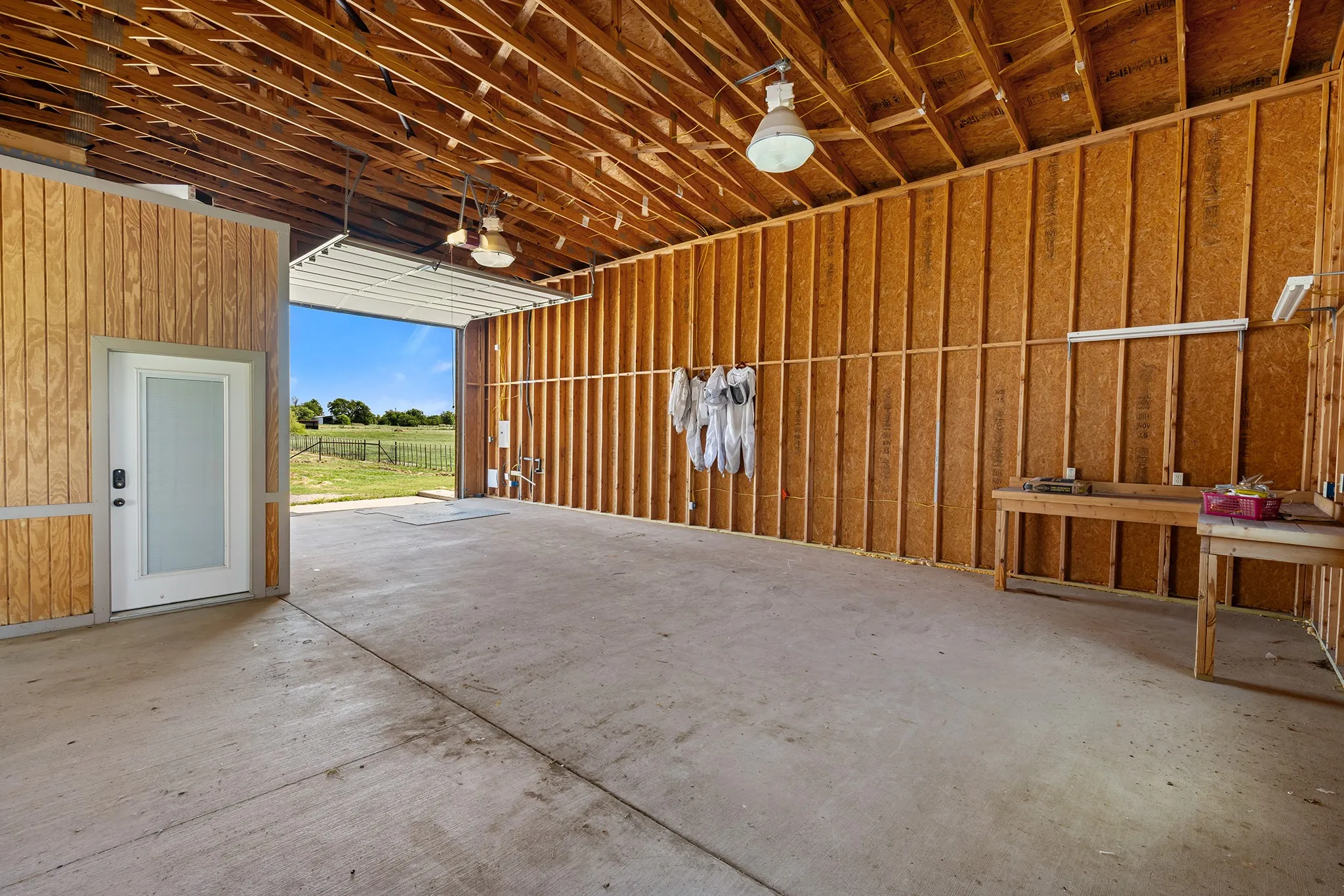 Farm For Sale in Parker County , 678 Gregory Street, Weatherford, Texas 76087, 3 Bedroom, 2 Bathroom, 4 Garage spaces, 2,643 Sqft, built in 2002, mls#21322058, Real Estate Agent in Weatherford, Homes For Sale in Parker county, Homes For Sale in Weatherford, Realtor in Weatherford Texas, Real Estate Brokerage Independent Realty Texas, Luminita Cordes Realtor