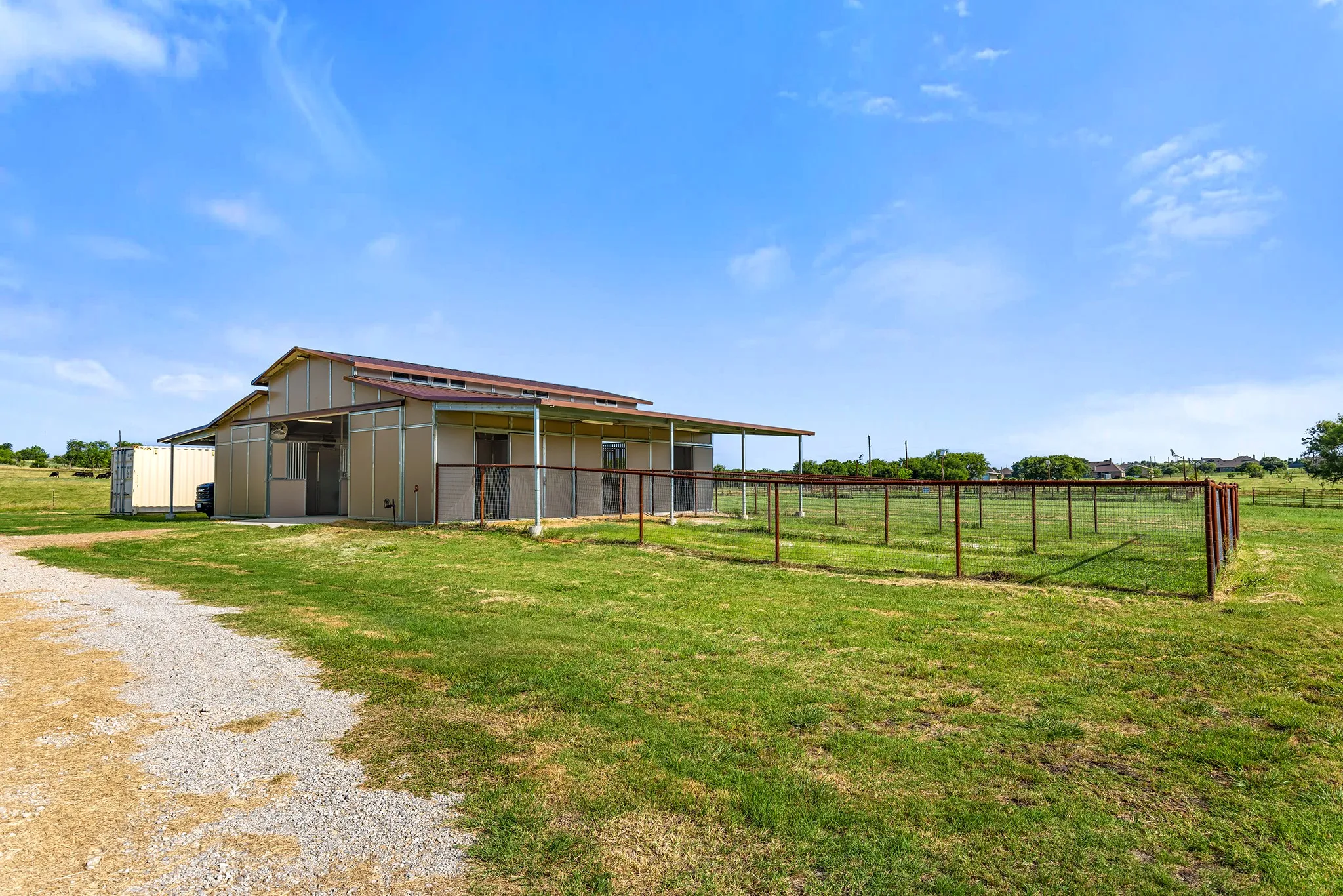 Farm For Sale in Parker County , 678 Gregory Street, Weatherford, Texas 76087, 3 Bedroom, 2 Bathroom, 4 Garage spaces, 2,643 Sqft, built in 2002, mls#21322058, Real Estate Agent in Weatherford, Homes For Sale in Parker county, Homes For Sale in Weatherford, Realtor in Weatherford Texas, Real Estate Brokerage Independent Realty Texas, Luminita Cordes Realtor